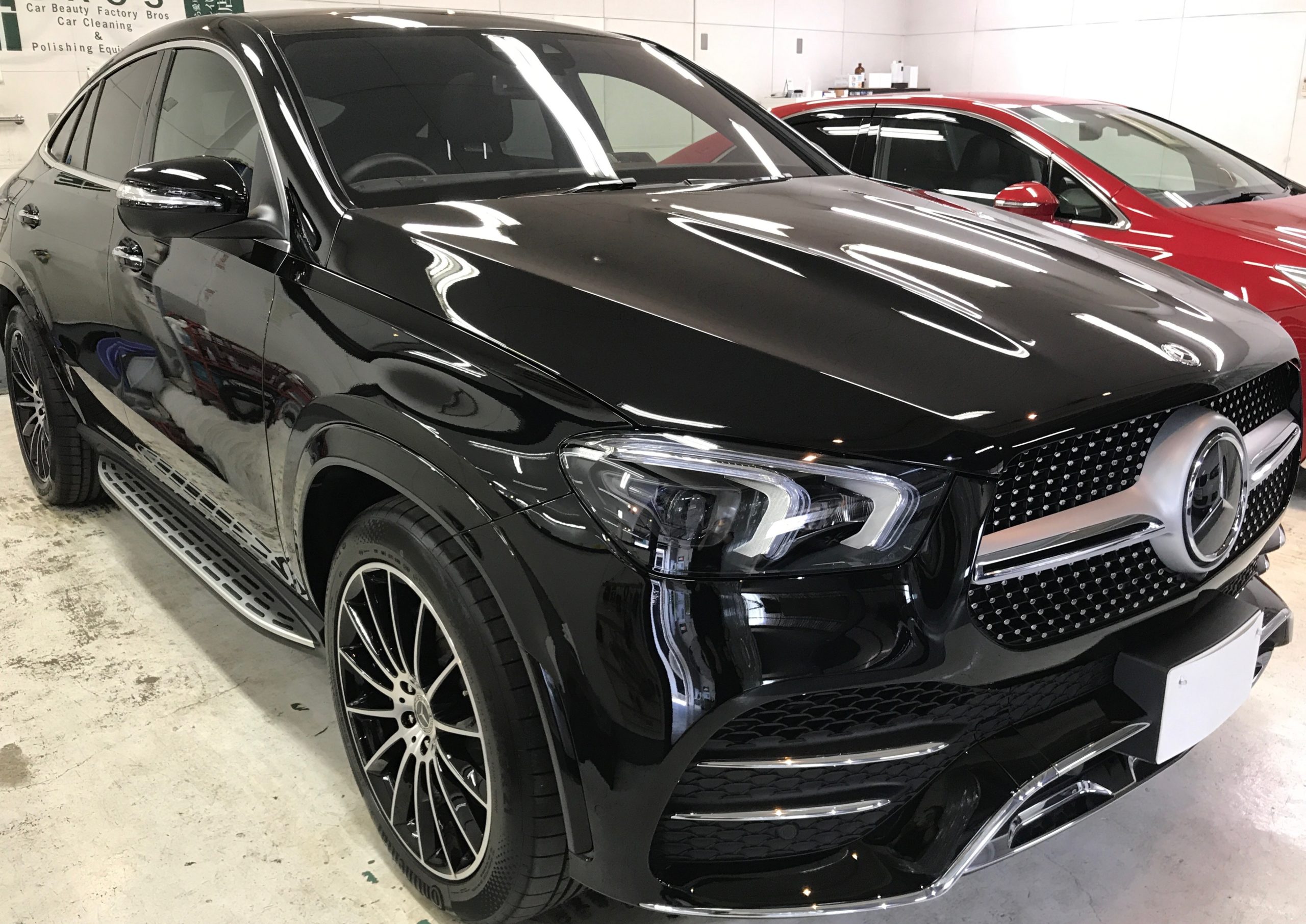 メルセデスベンツ・GLE：リアルガラスコートclassM施工完成写真５