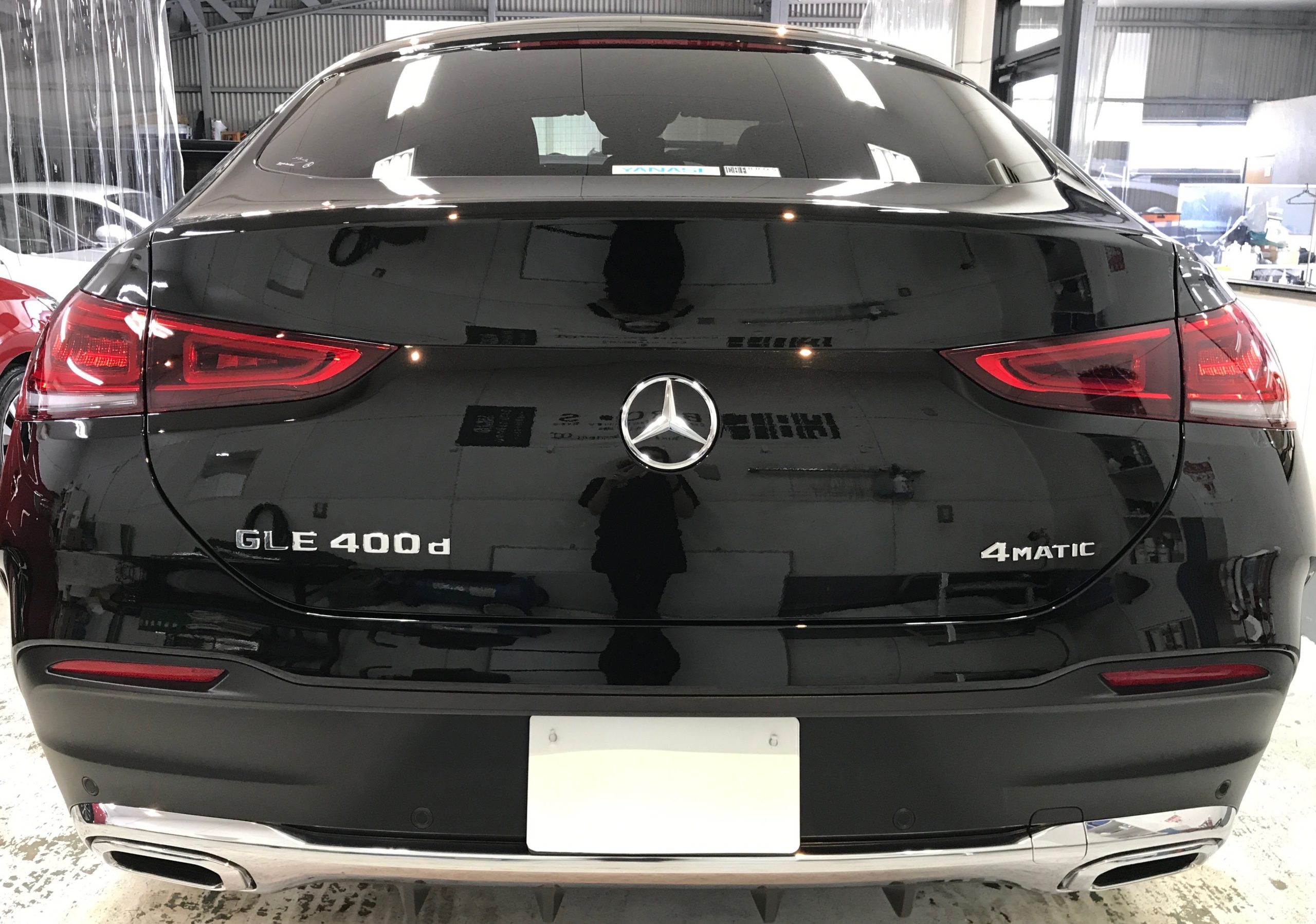 メルセデスベンツ・GLE：リアルガラスコートclassM施工完成写真８
