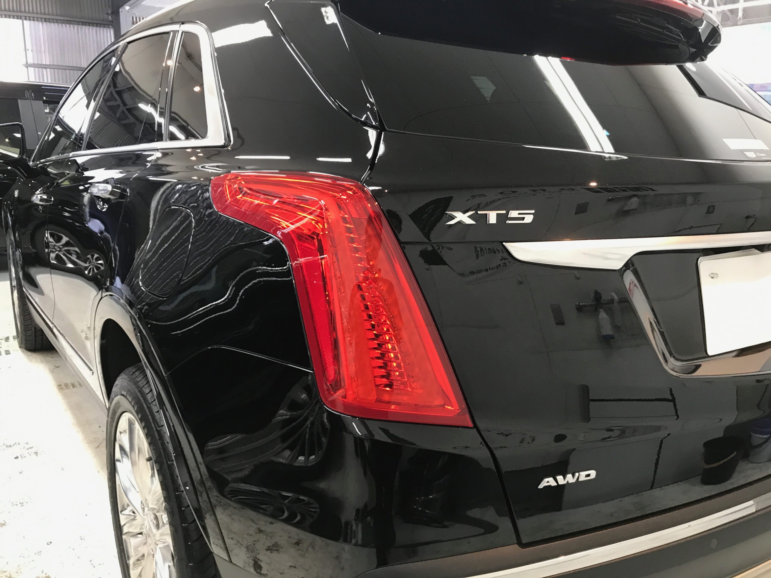 キャデラック・XT５：リアルガラスコート classM施工完成写真６