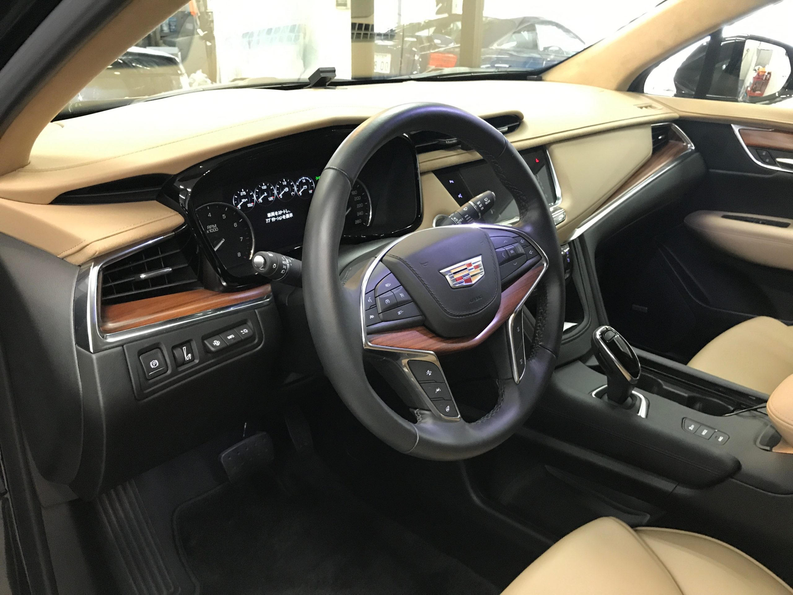 キャデラック・XT５：リアルガラスコート classM施工完成写真９