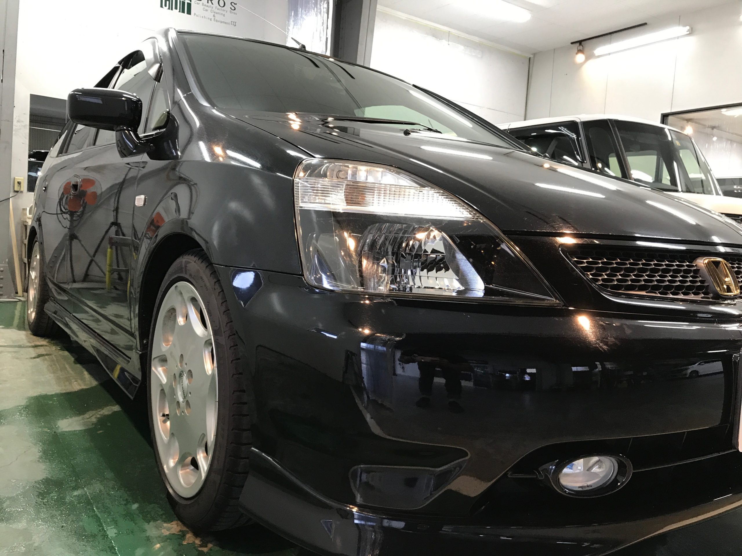 ホンダ・ストリーム：ヘッドライトリファイン施工後写真５