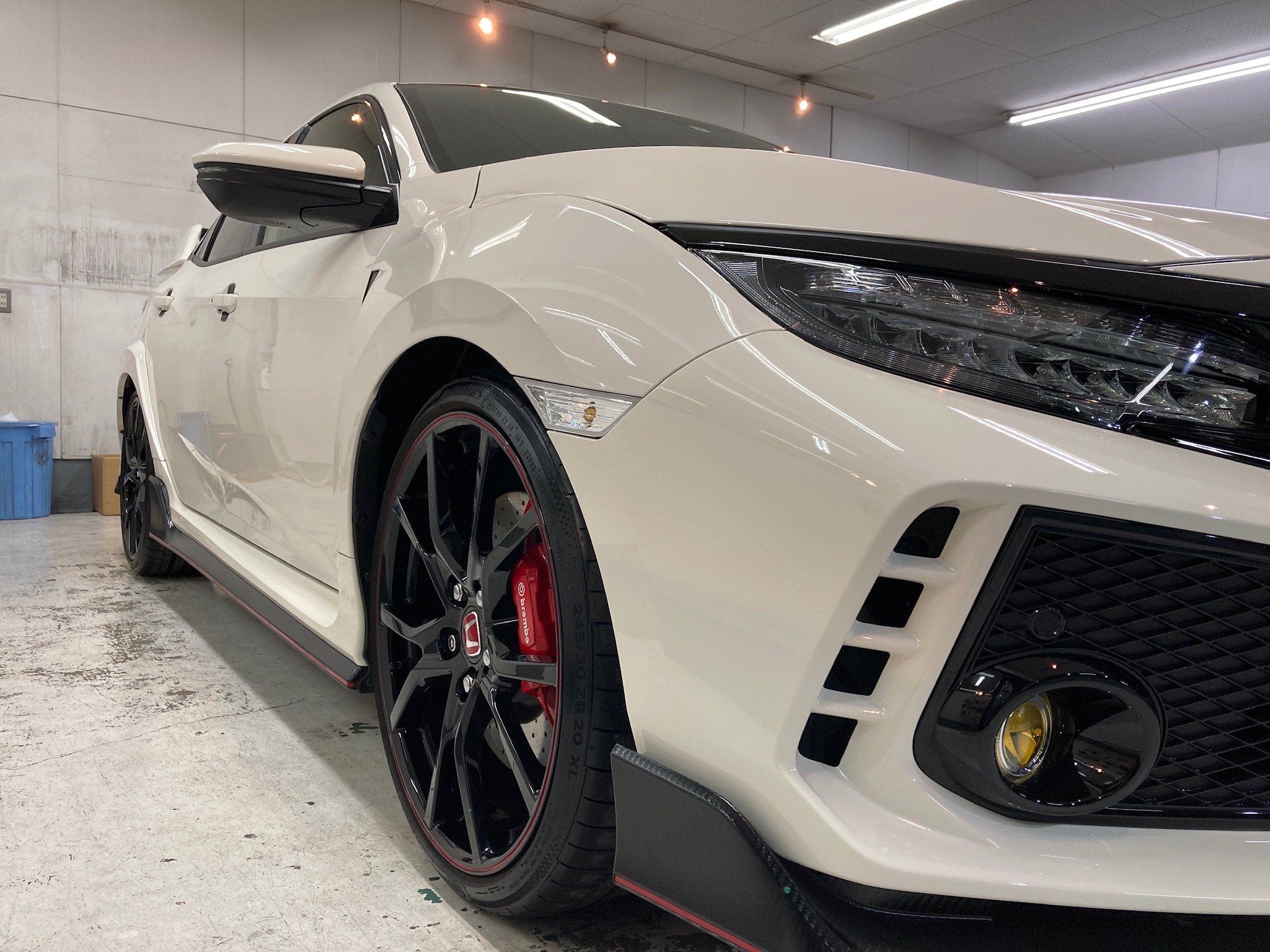ホンダ・シビックのclassM施工完成写真：右バンパー部分