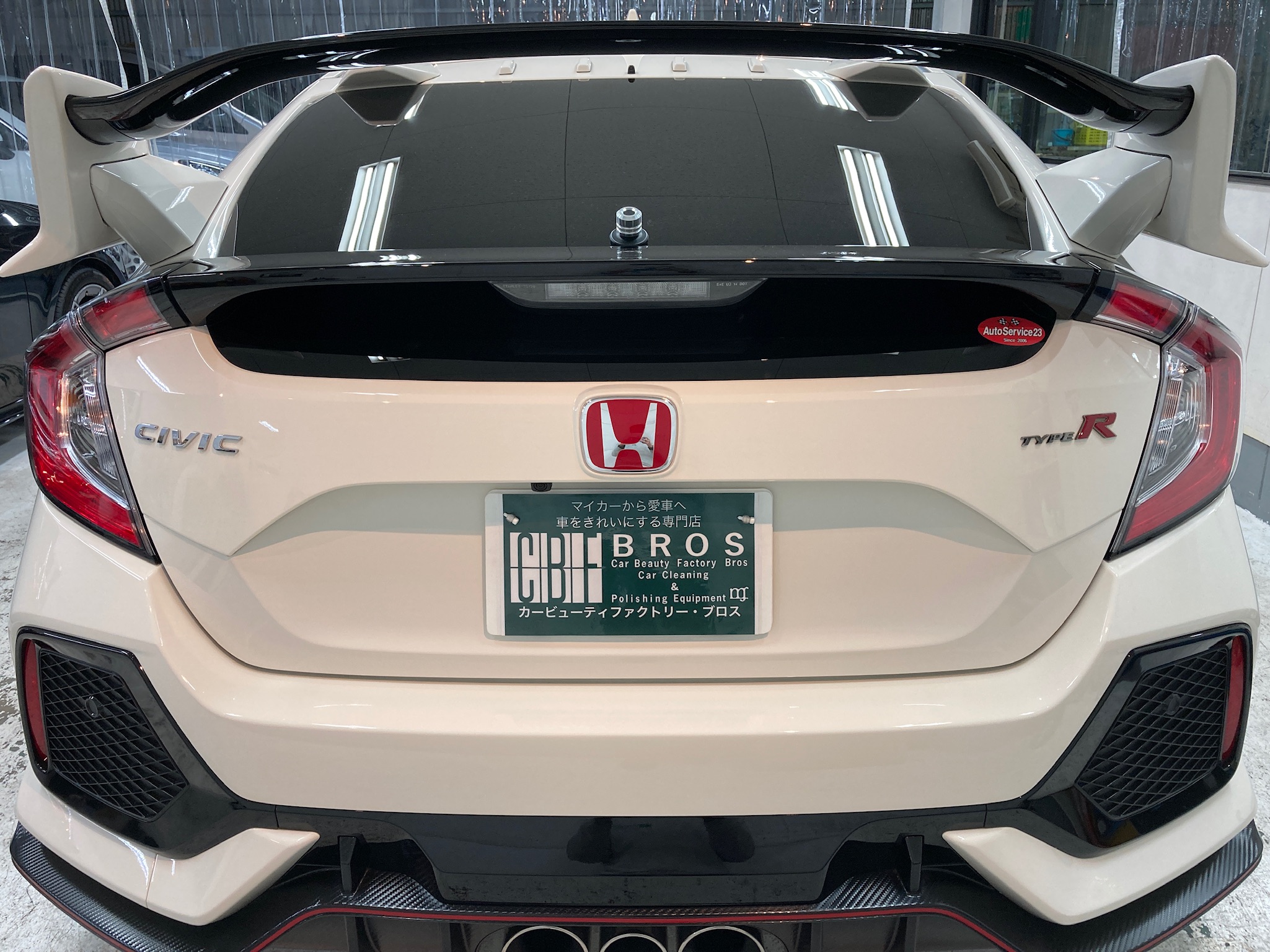 ホンダ・シビックのclassM施工完成写真：リアドア部分