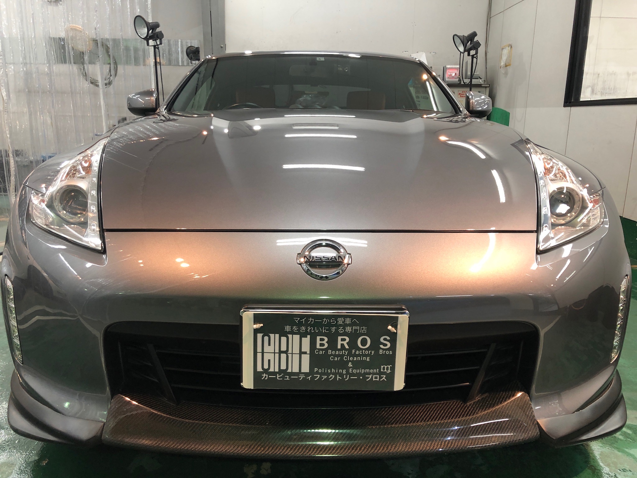 日産フェアレディZ：ヘッドライトリファイン施工後：全体画像