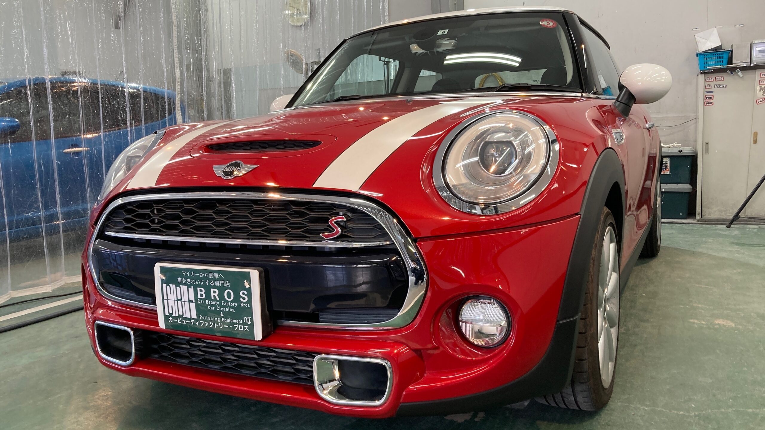 MINI・３ドアクーパS：ヘッドライトリファイン施工前：全体写真
