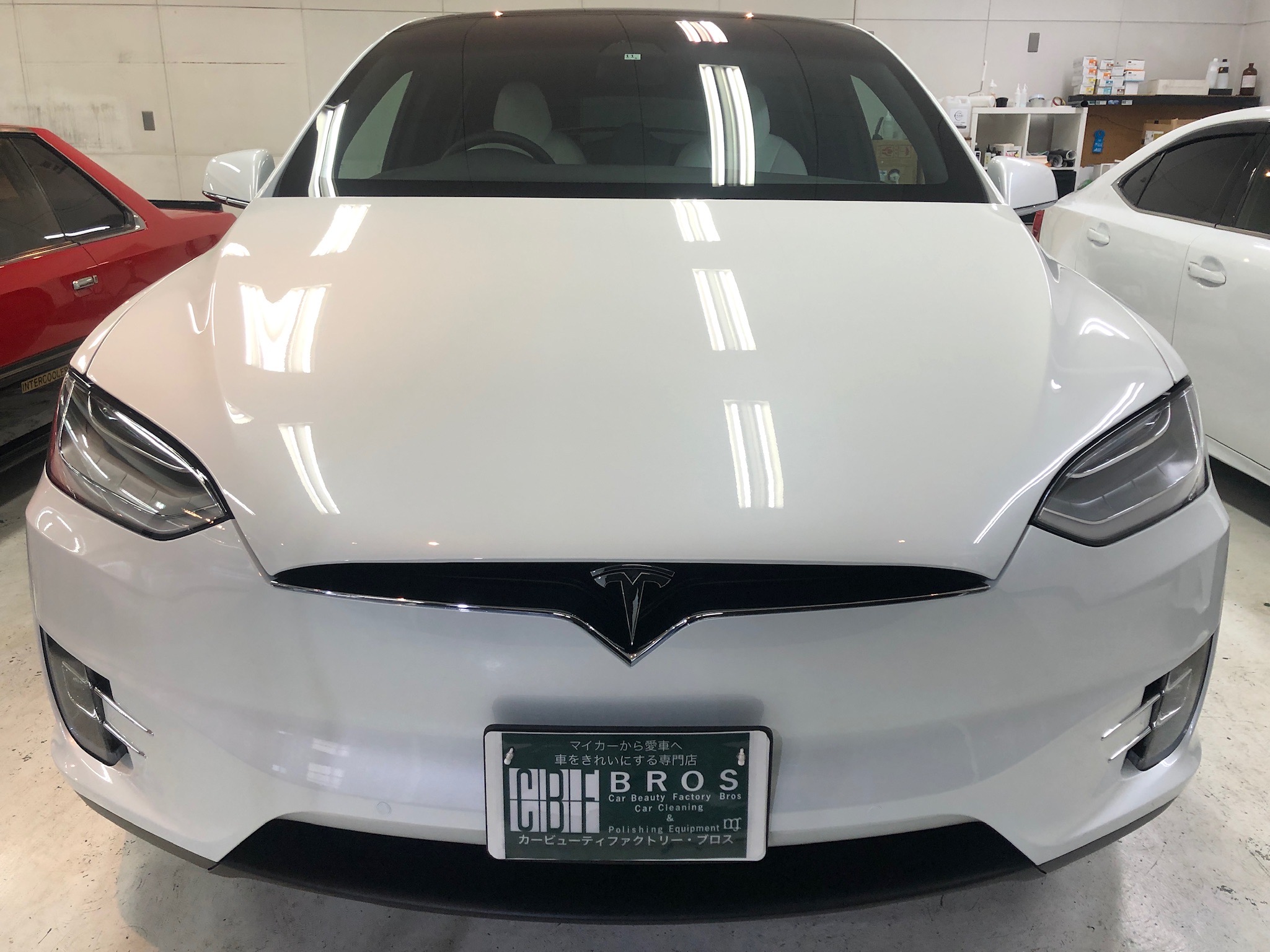 テスラ・モデルX：リアルガラスコートclass M施工完成写真：正面