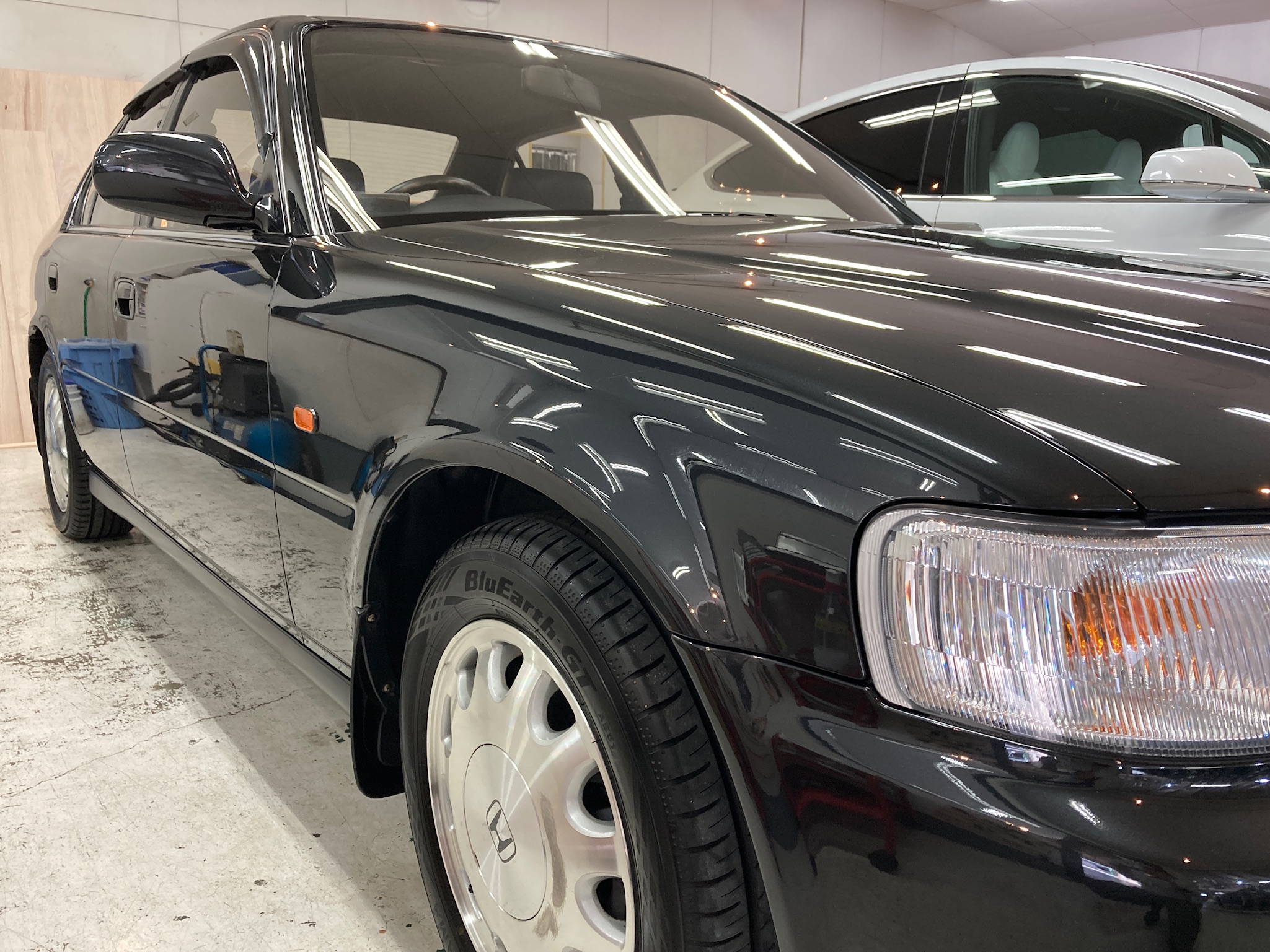 ホンダ・アスコット：リアルガラスコートclassMの施工完成写真：右バンパー