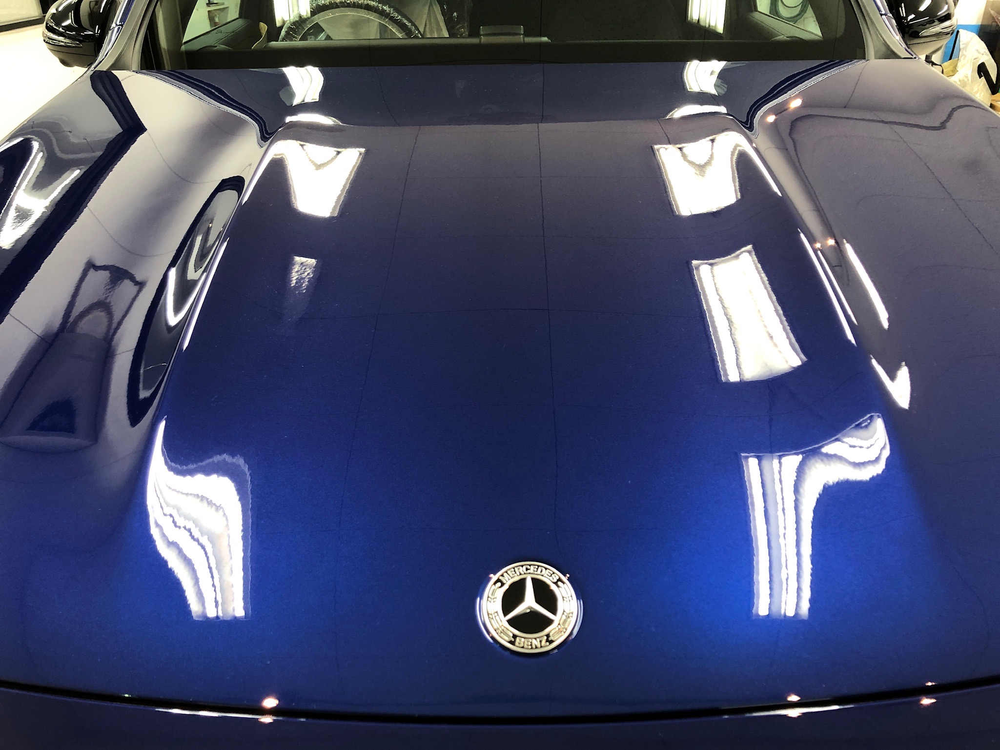 メルセデスベンツ・BクラスのガラスコーティングclassM施工完成写真：ボンネット