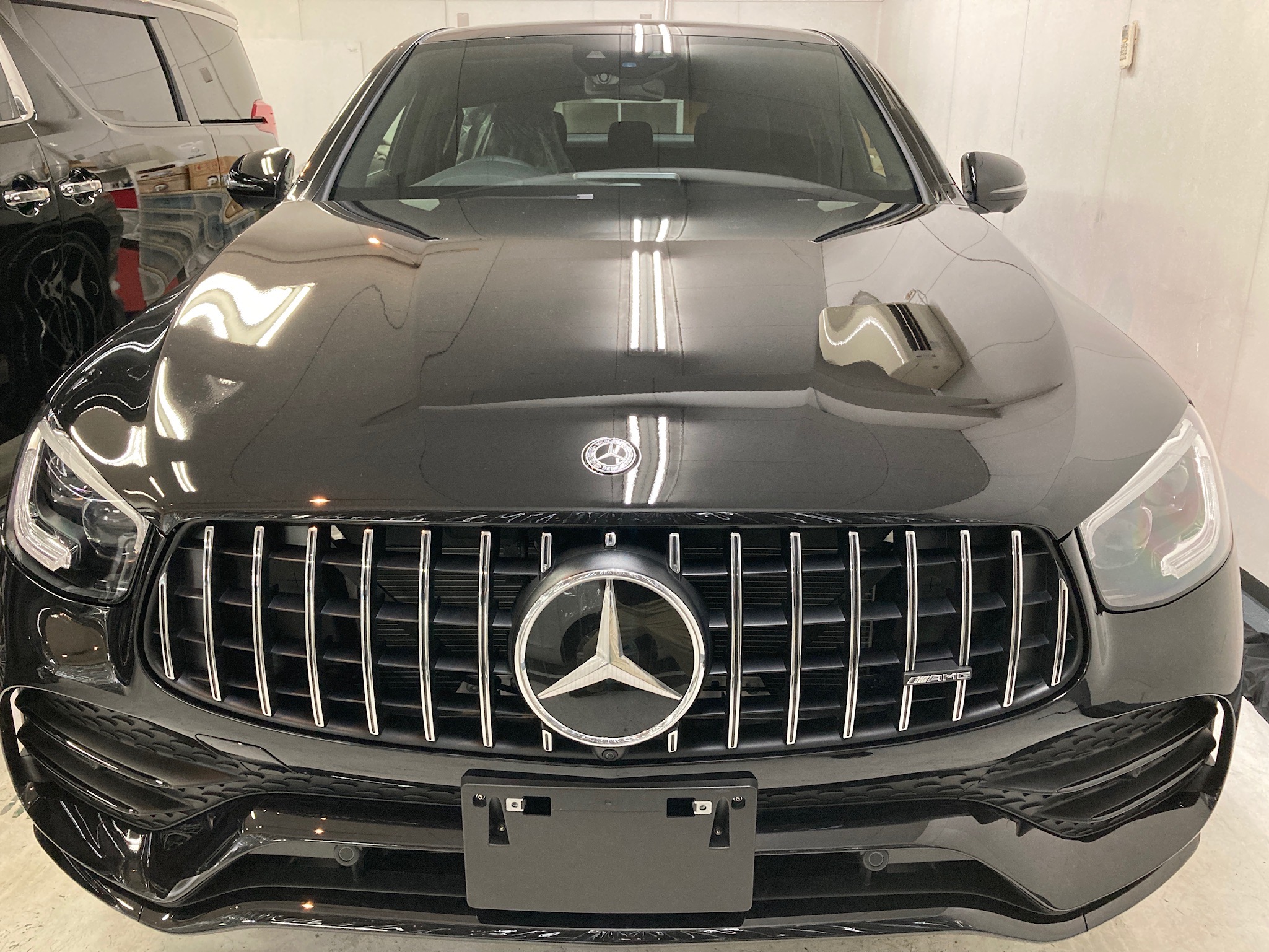 メルセデスベンツ・GLC：カーコーティングclass Mの施工完成写真：正面