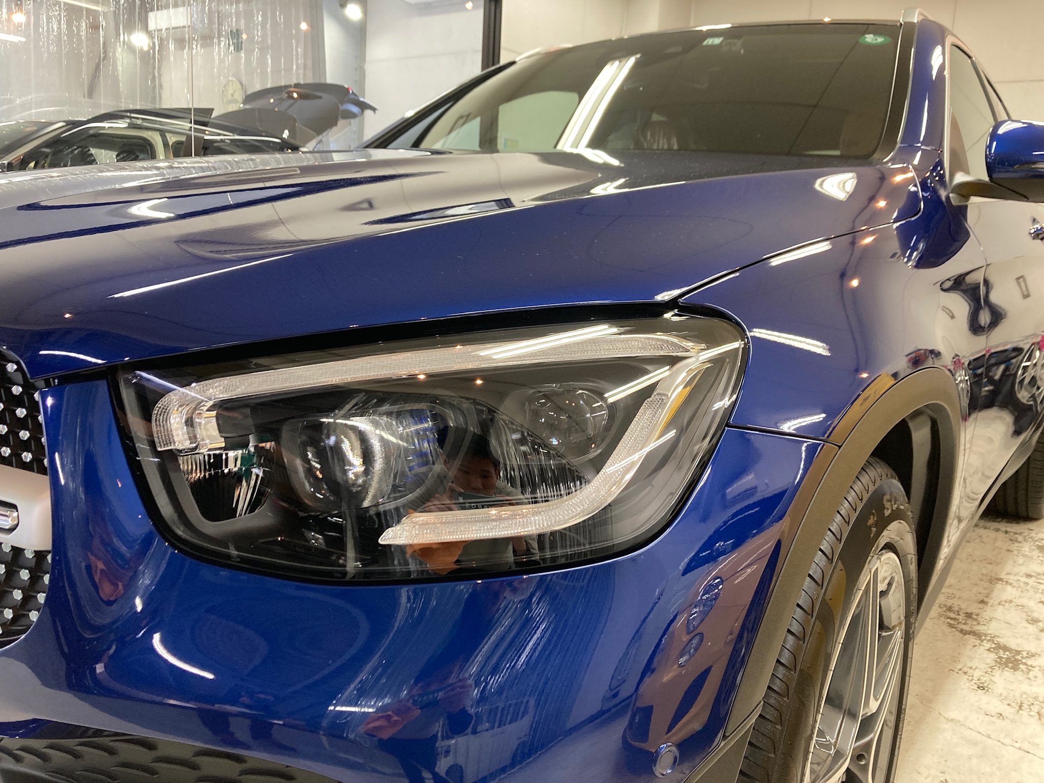 メルセデスベンツ・GLC：ガラスコーティングclass Mの施工完成写真：左フェンダー