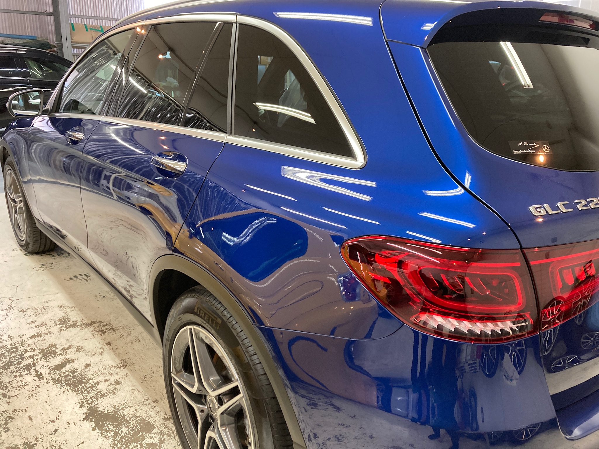 メルセデスベンツ・GLC：ガラスコーティングclass Mの施工完成写真：左側面