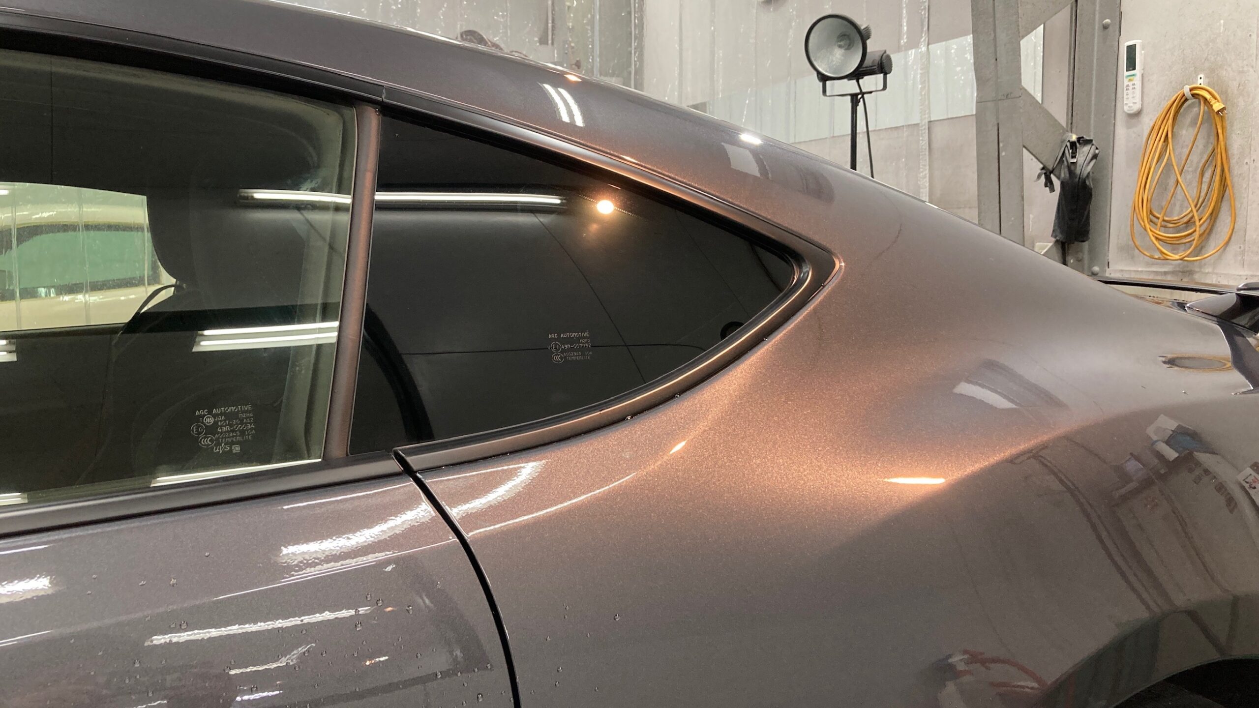 スバル・BRZ：カーフィルム施工後写真：クォーターガラス