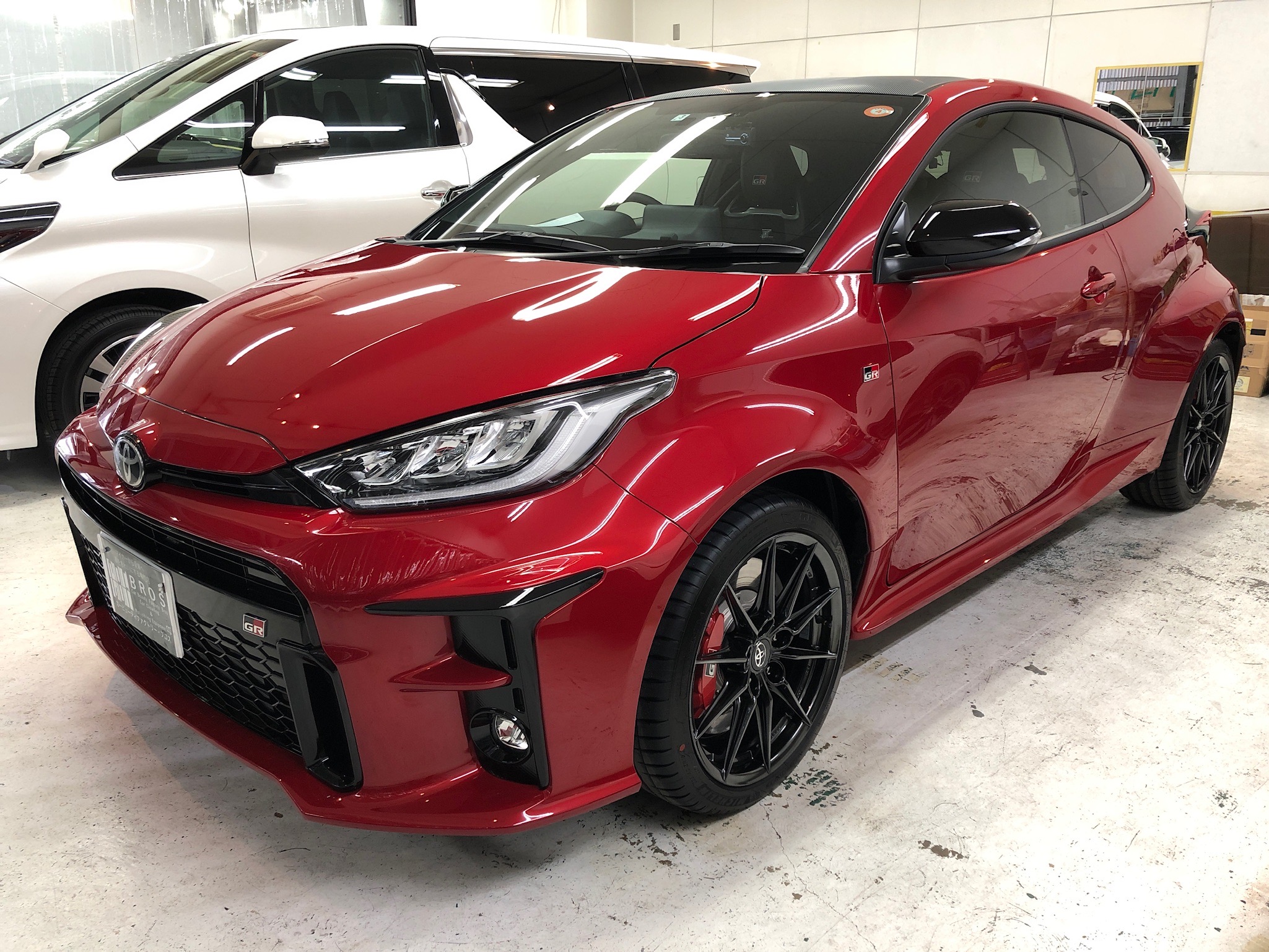 トヨタ・GRヤリス：ガラスコーティングclass M施工完成写真：左バンパー