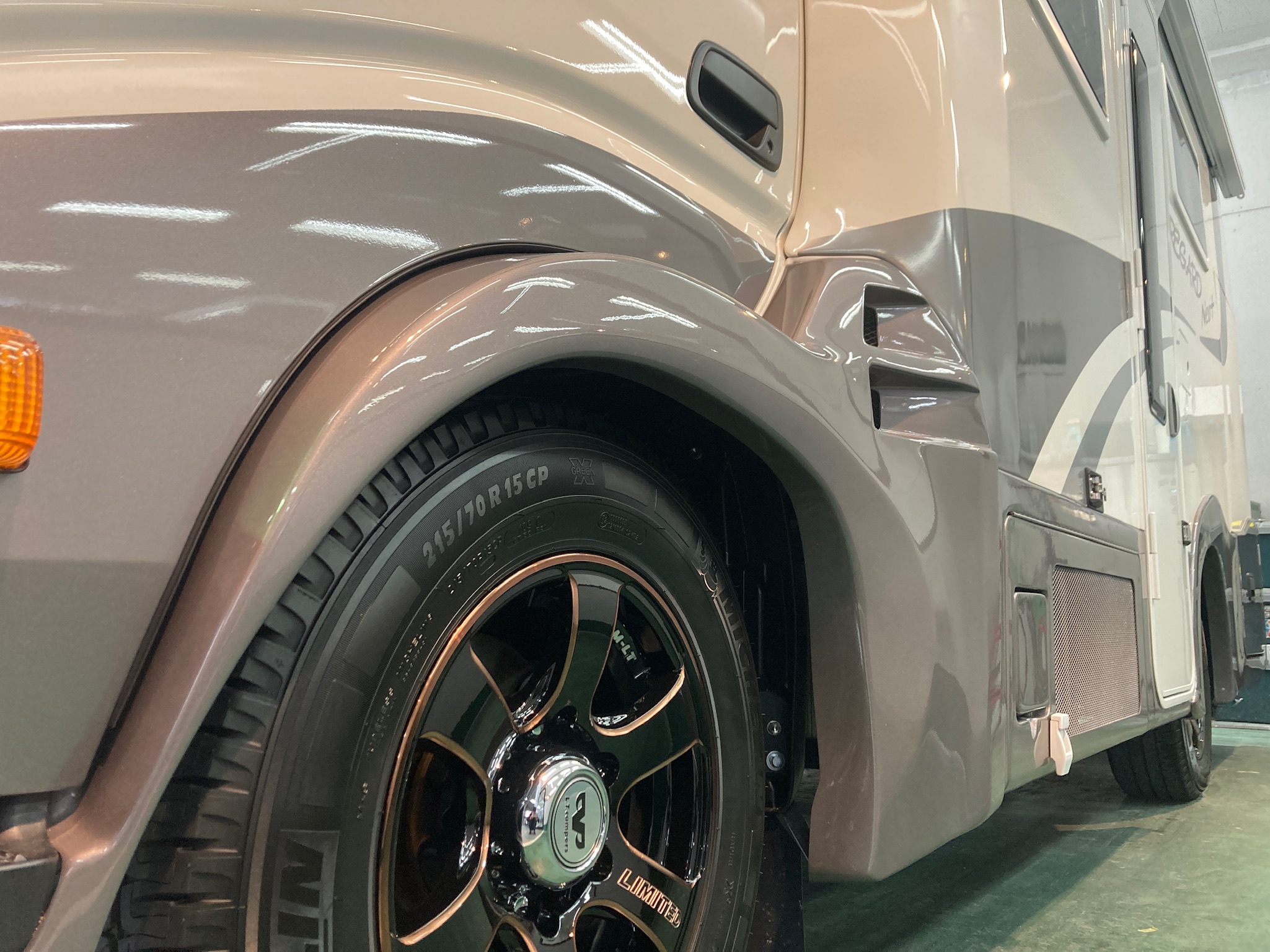 トヨタ・トヨエース：疎水コーティング施工完成写真：ホイール