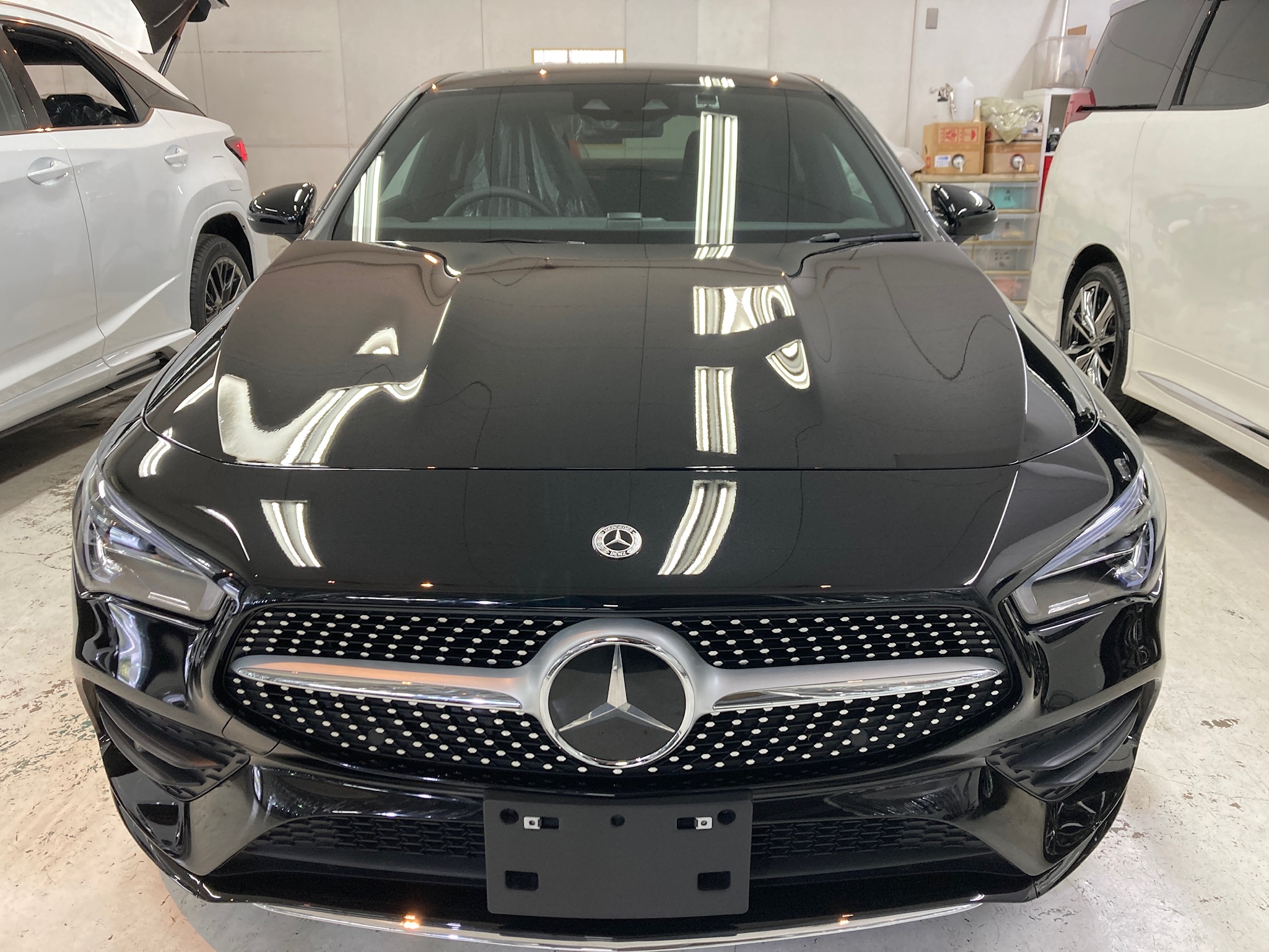 メルセデスベンツ・CLA：ガラスコーティングclass M施工完成写真：正面