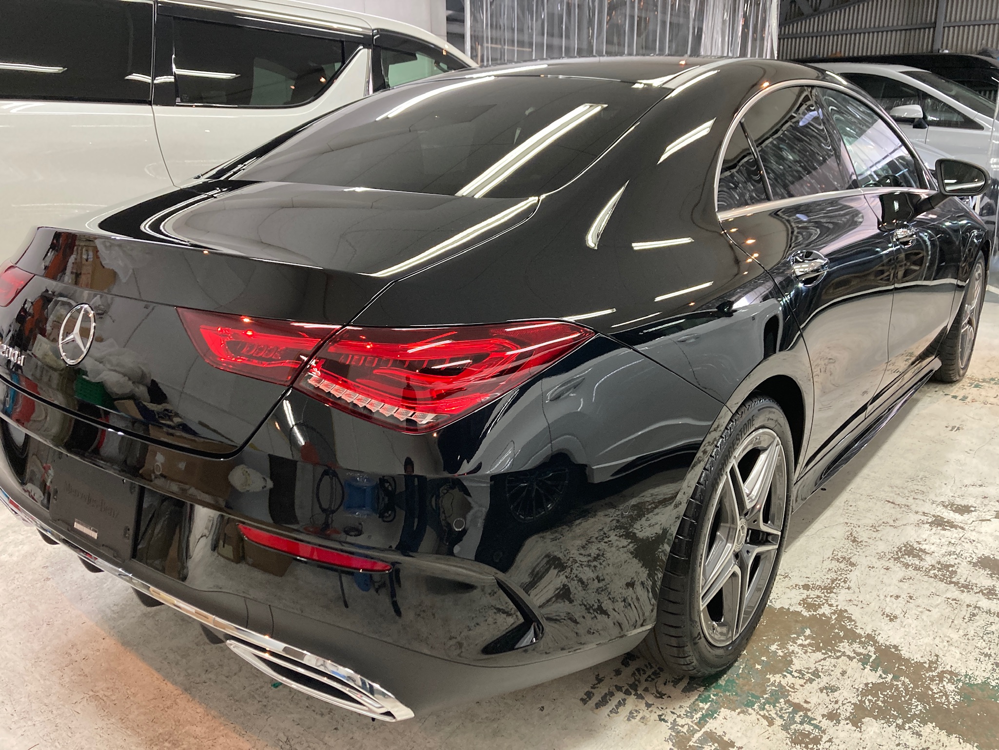 メルセデスベンツ・CLA：ガラスコーティングclass M施工完成写真：右側面