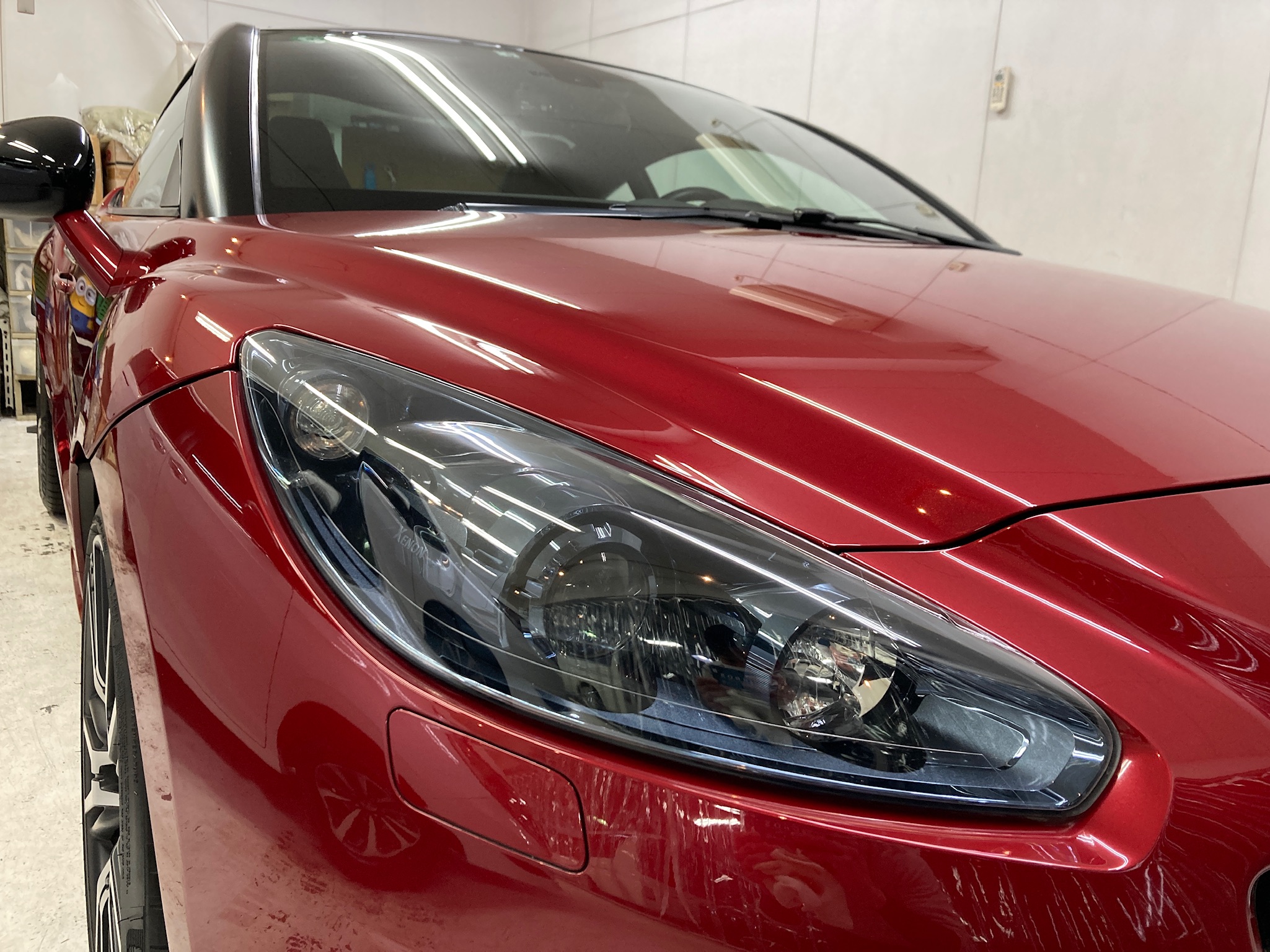 プジョー・RCZ:ガラスコーティングclass M施工完成写真：右フェンダー