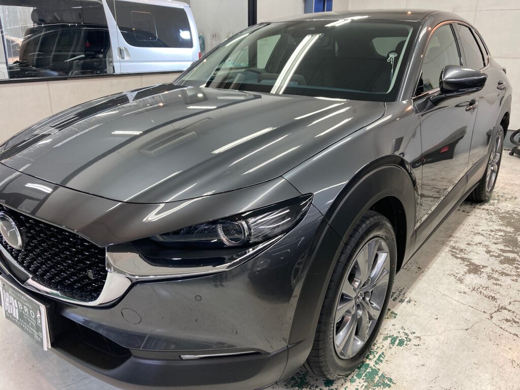 マツダ・CX-30のガラスコーティングMiYUKi施工完成写真：左フロントフェンダー