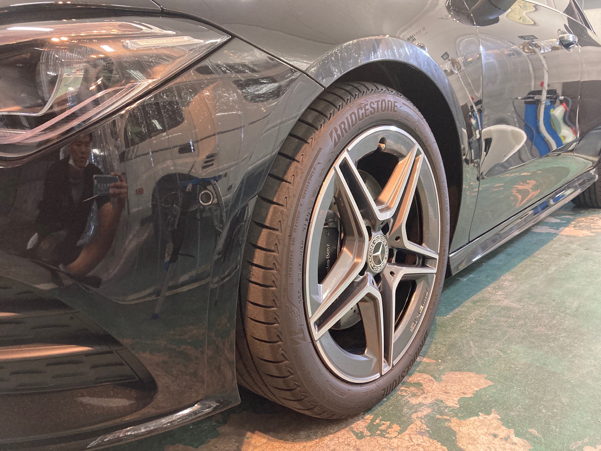 メルセデスベンツ・CLA：ガラスコーティングclass M施工前写真：ホイール