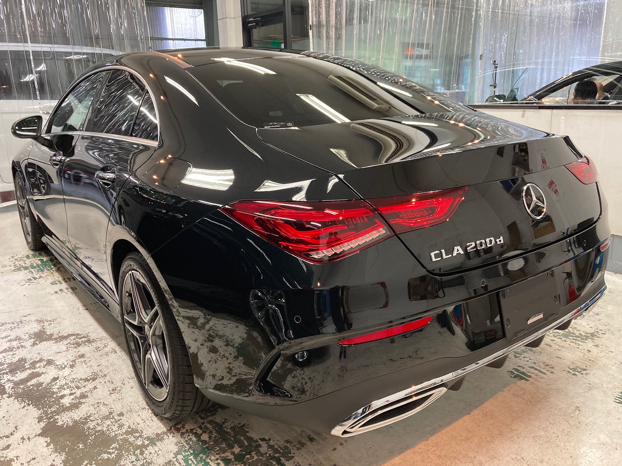 メルセデスベンツ・CLA：ガラスコーティングclass M施工完成写真：左リアバンパー