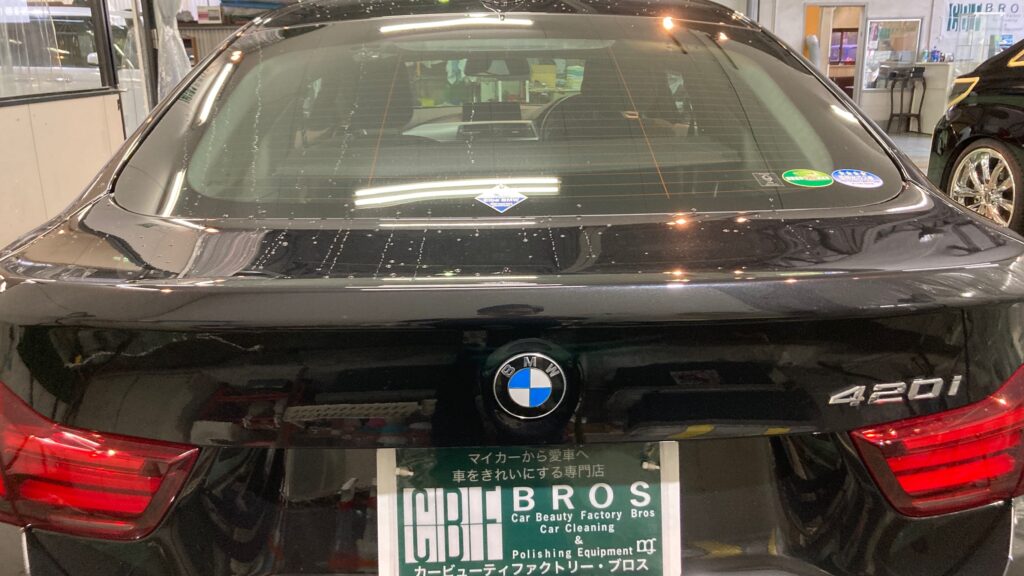 BMW・４シリーズ：カーフィルム施工前写真：リアガラス