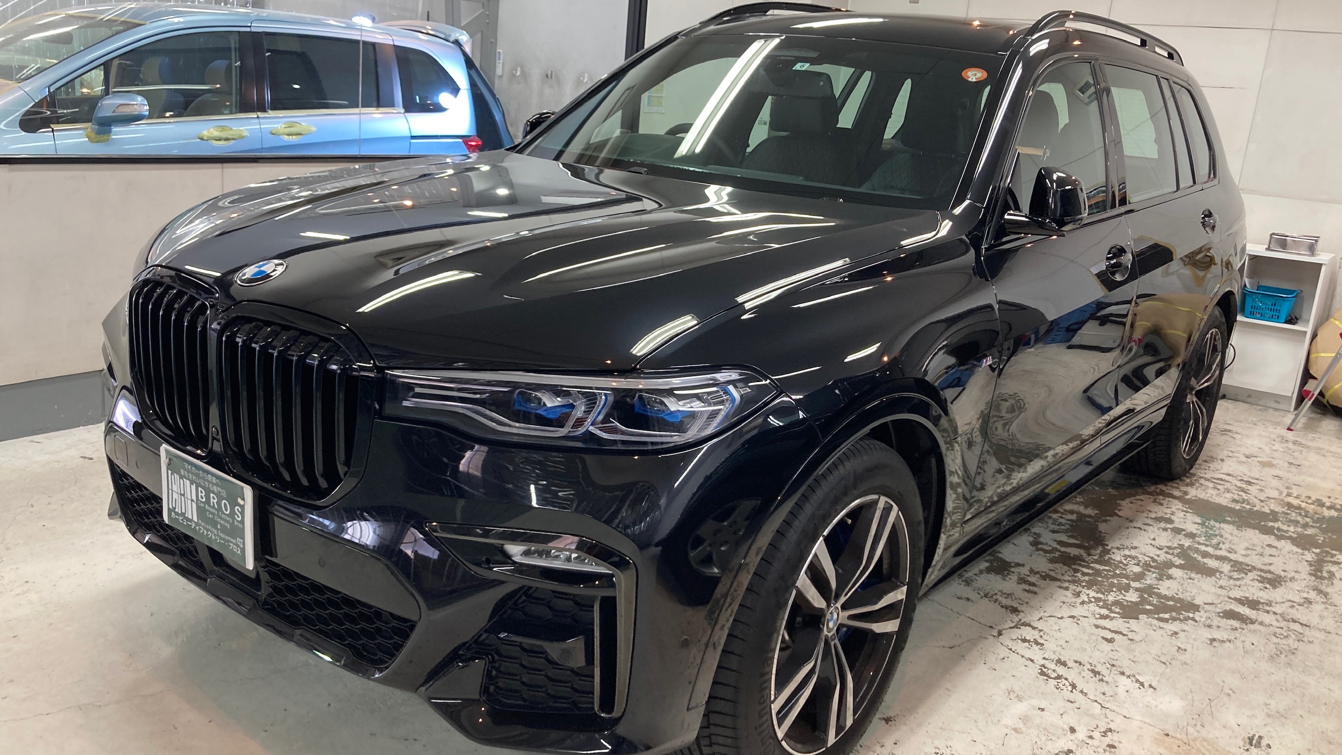 BMW・X7：カーフィルム施工前：全体