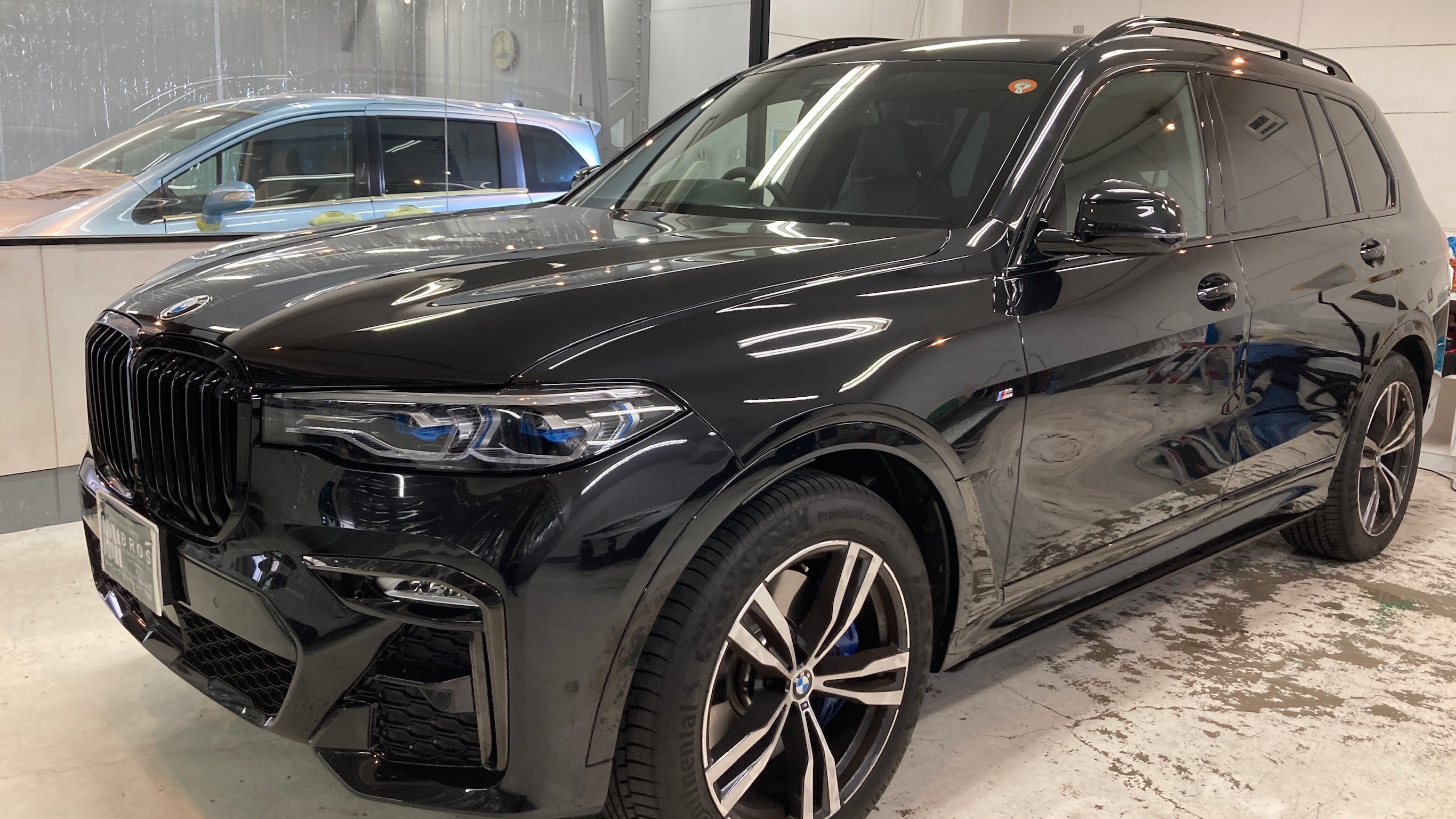 BMW・X7：カーフィルム施工後：全体