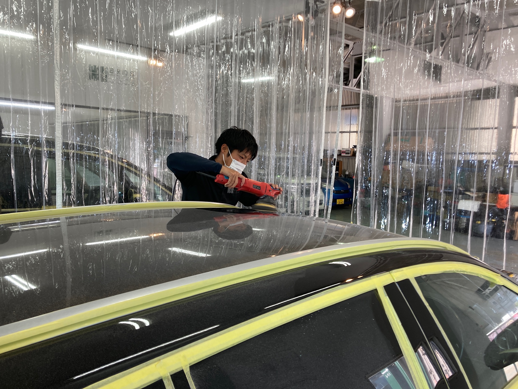 メルセデスベンツ・E220dルーフ磨きウレタン