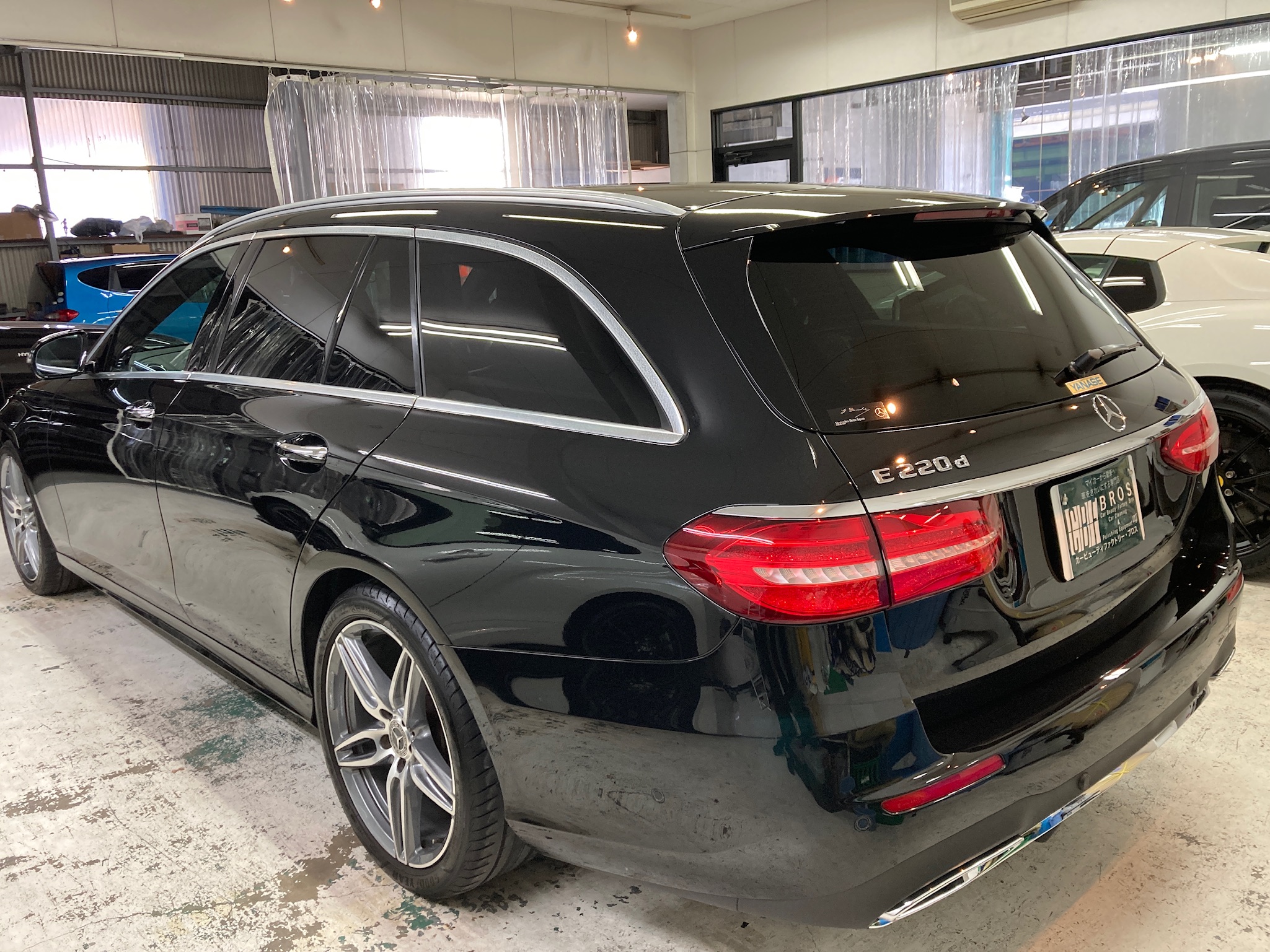 メルセデスベンツ・E２２０d：ガラスコーティングclass M施工完成写真：左リアバンパー