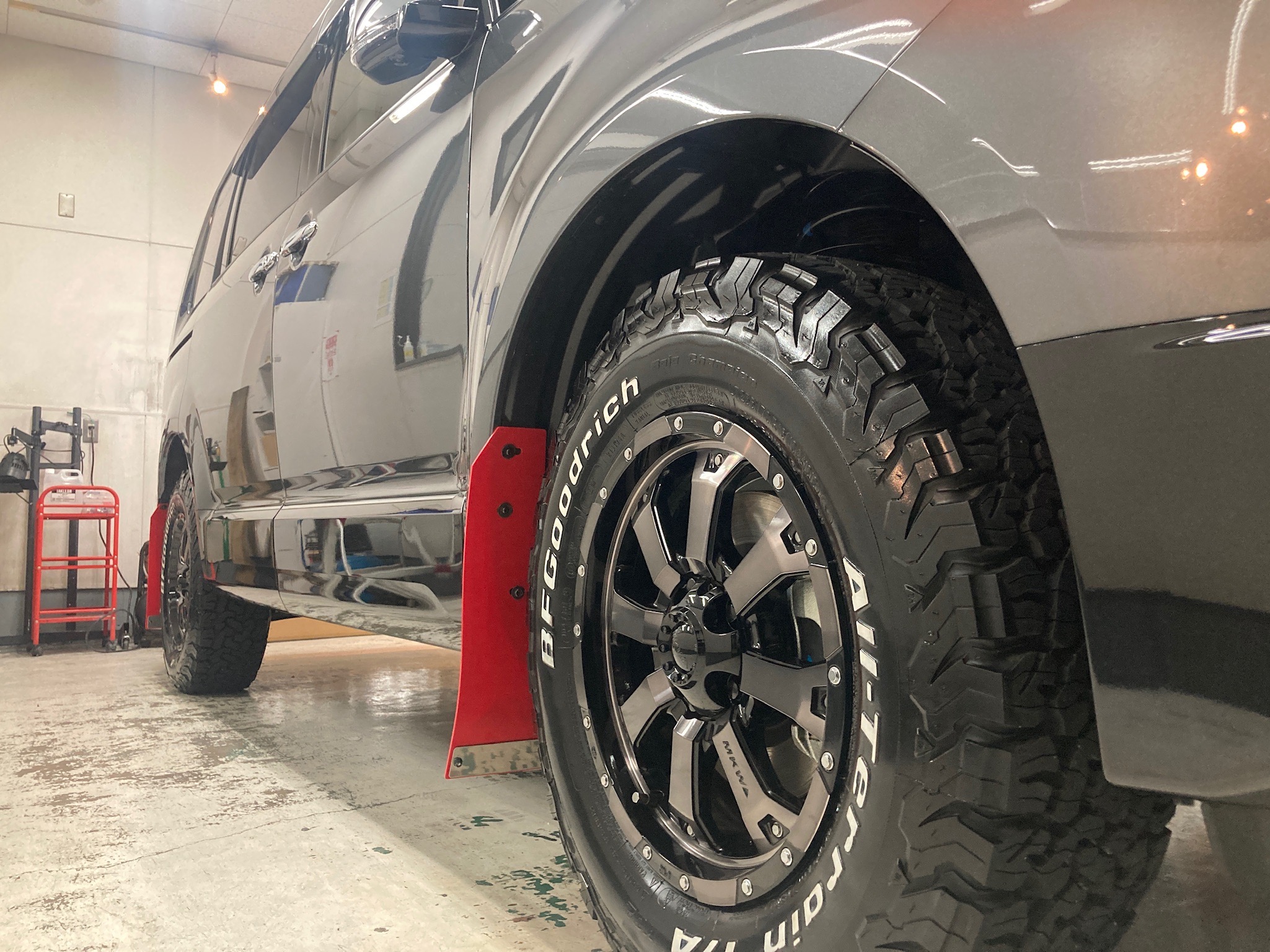 三菱・デリカD5のclass M施工完成写真：ホイール