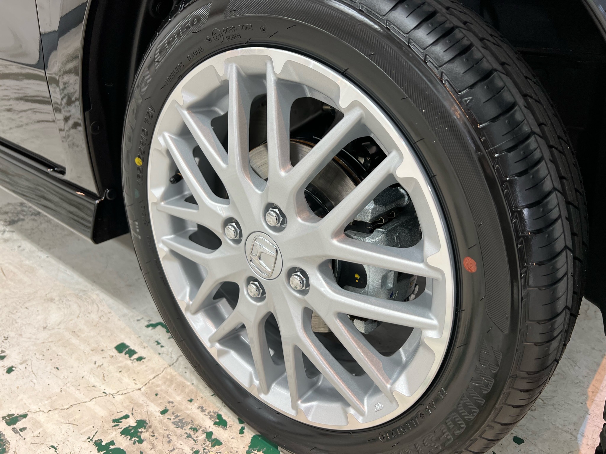 ホンダ・N-BOX：リアルガラスコートclassM施工完成写真：ホイール