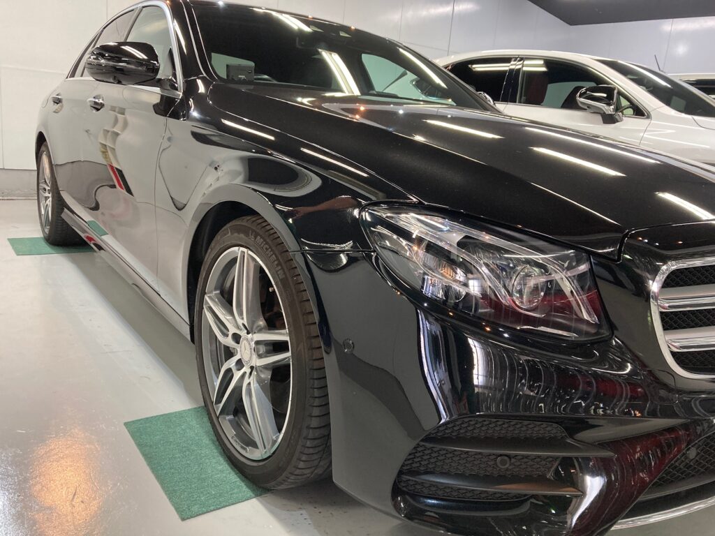 ベンツ・Eクラス：リアルガラスコート classM施工完成写真：右リアバンパー