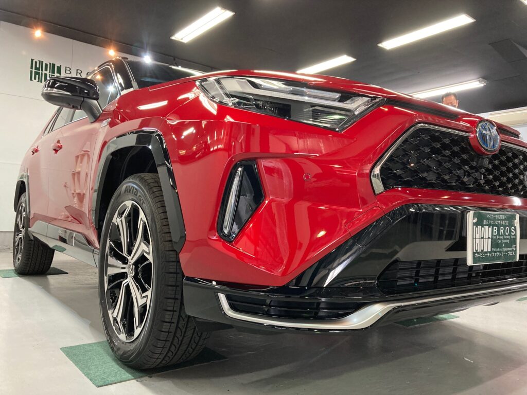 トヨタ・RAV4のclassM施工完成写真：右バンパー