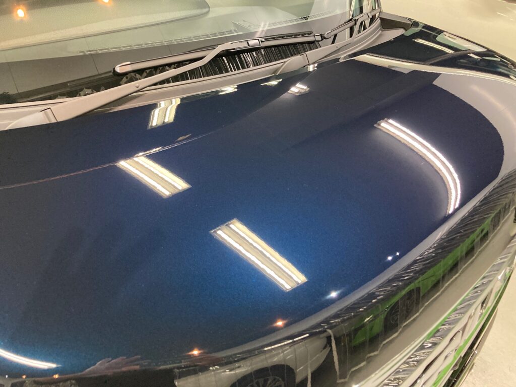 N-BOXのリアルガラスコートclassM施工完成写真：ボンネット２枚目