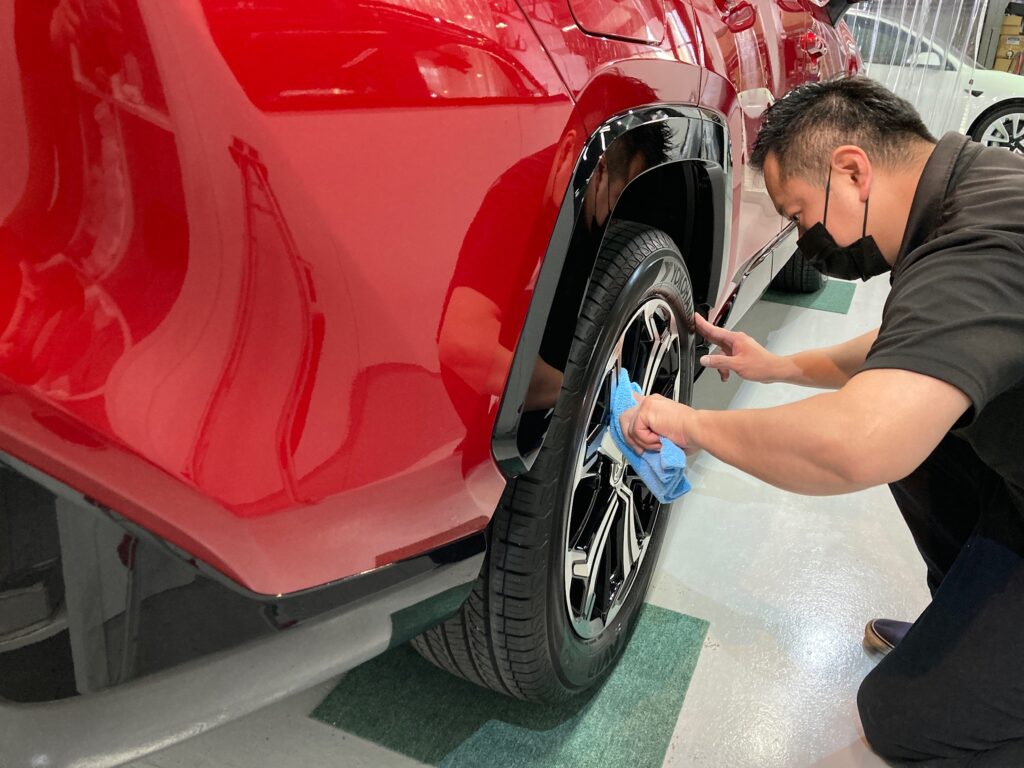 トヨタ・RAV4の愛車パック施工工程：ホイールコーティング