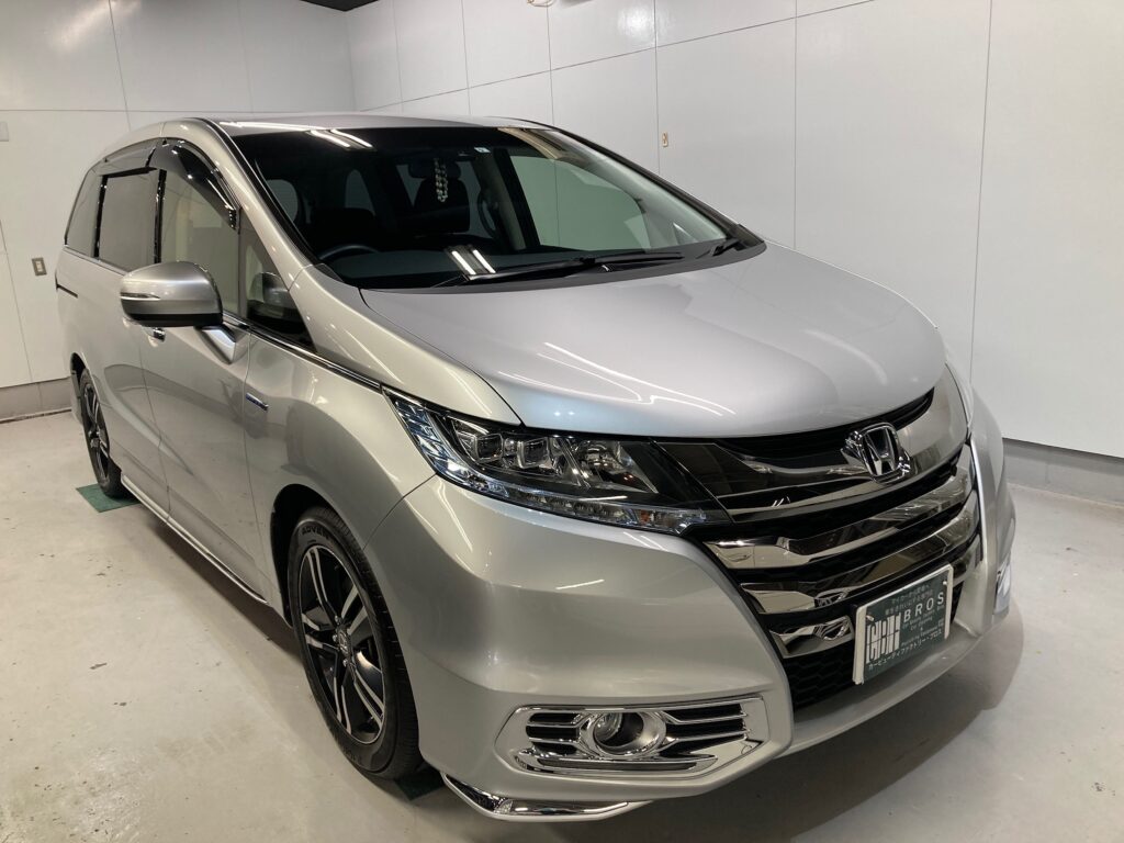 ホンダ・オデッセイ：クラスM施工：施工完成写真：右フロントバンパーの写真