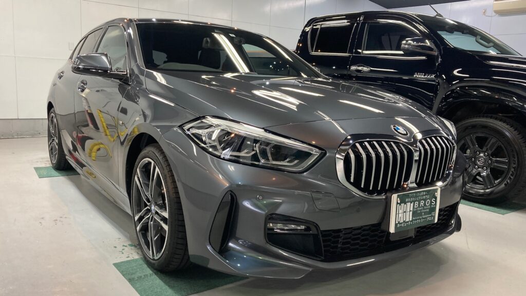 BMW・１シリーズ：クラスM施工：完成写真：右フロントバンパーの写真