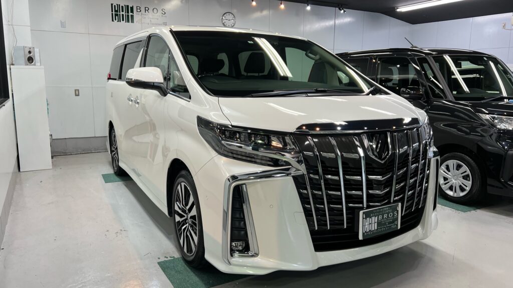 トヨタ・アルファード：グラフェンセラミックアドバンスド・施工完成写真：右バンパー