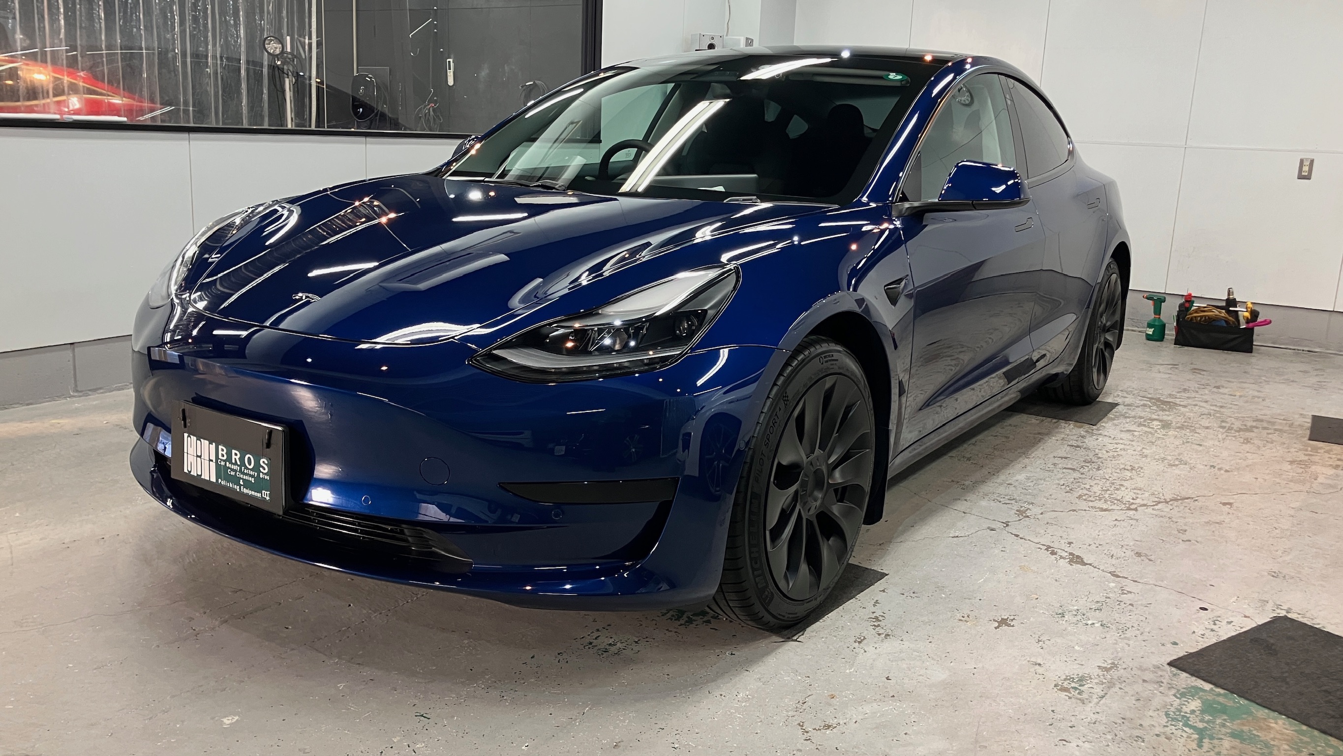 テスラ Model 3 コーティング施工