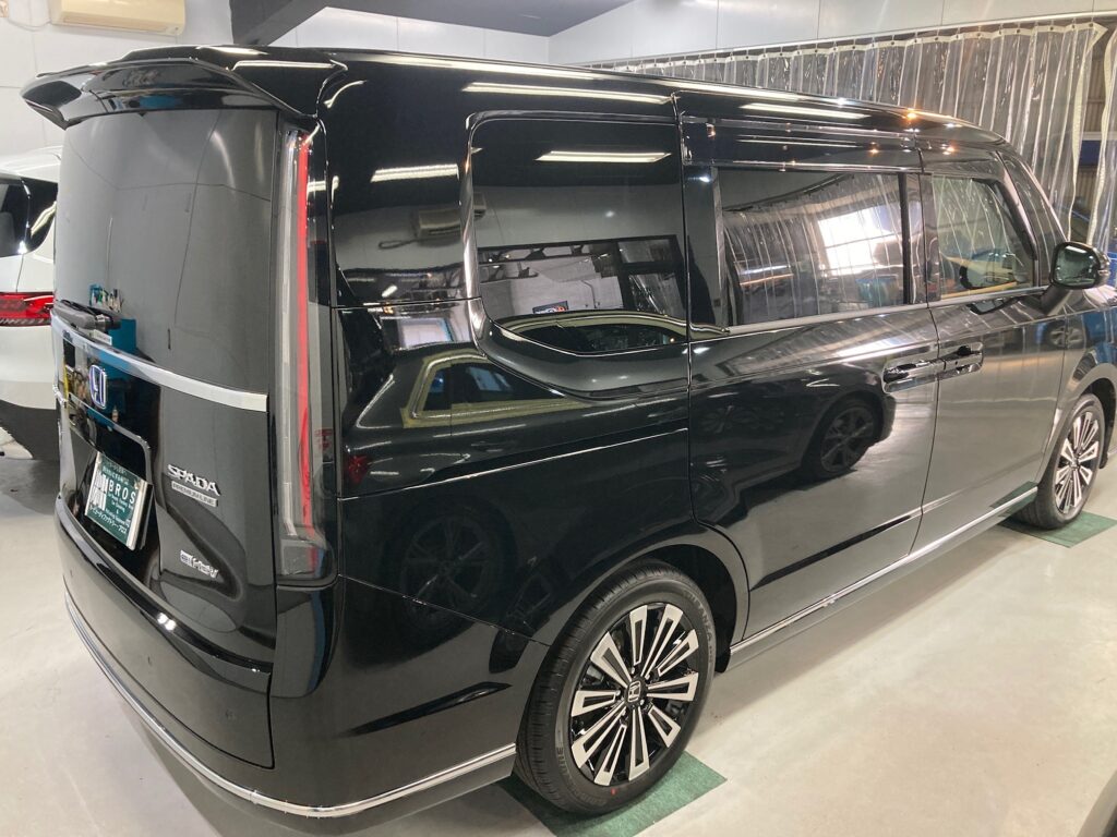 ホンダ・ステップワゴン：クラスM施工：施工完成写真：右リアバンパーの写真