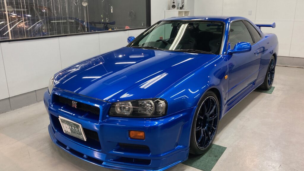 日産・R34GT-R：クラスM施工：施工完成写真：左フロントバンパーの写真