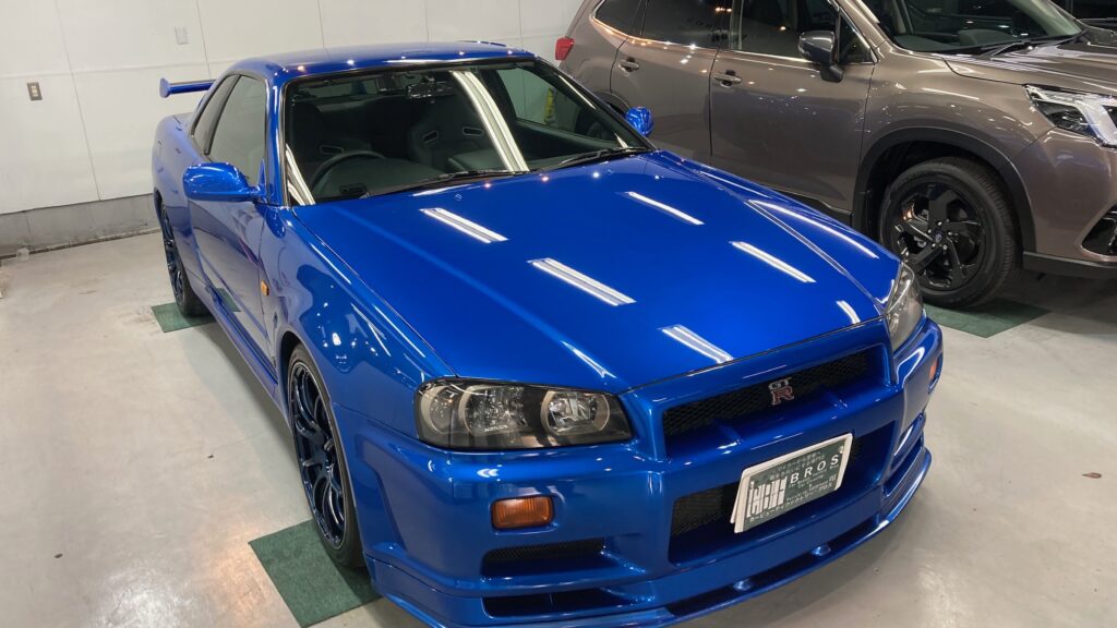 日産・R34GT-R：クラスM施工：施工完成写真：右フロントバンパーの写真