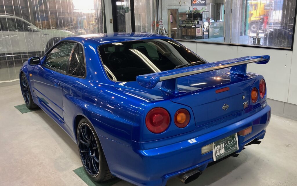 日産・R34GT-R：クラスM施工：施工完成写真：リアバンパーの写真