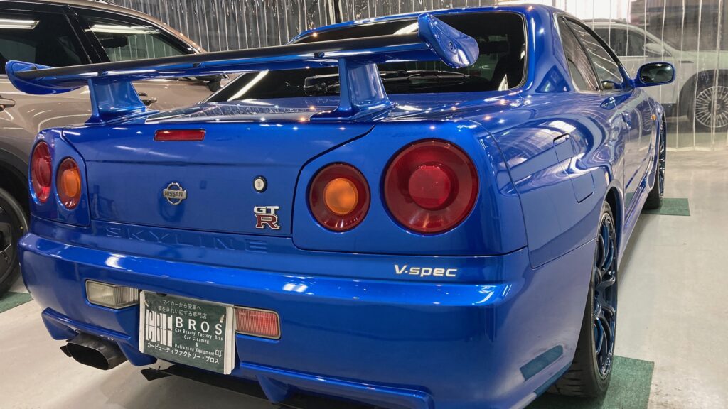 日産・R34GT-R：クラスM施工：施工完成写真：リアゲートの写真