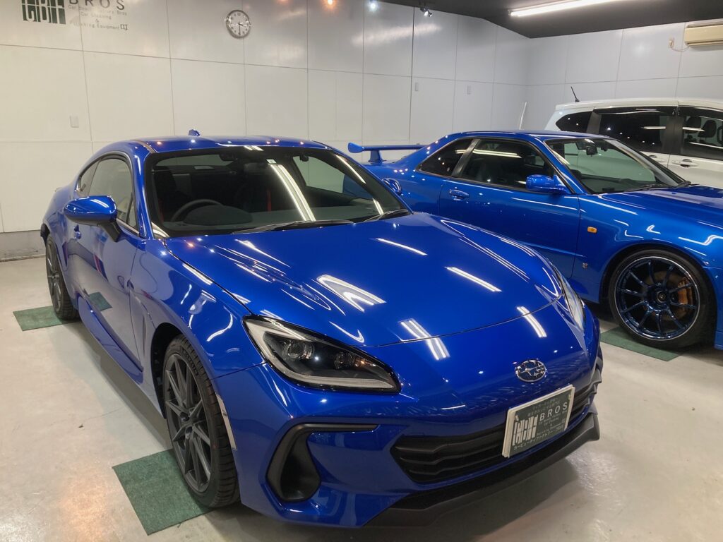 スバル・ＢＲＺ：クラスＭ施工：完成写真：右フロントバンパーの写真