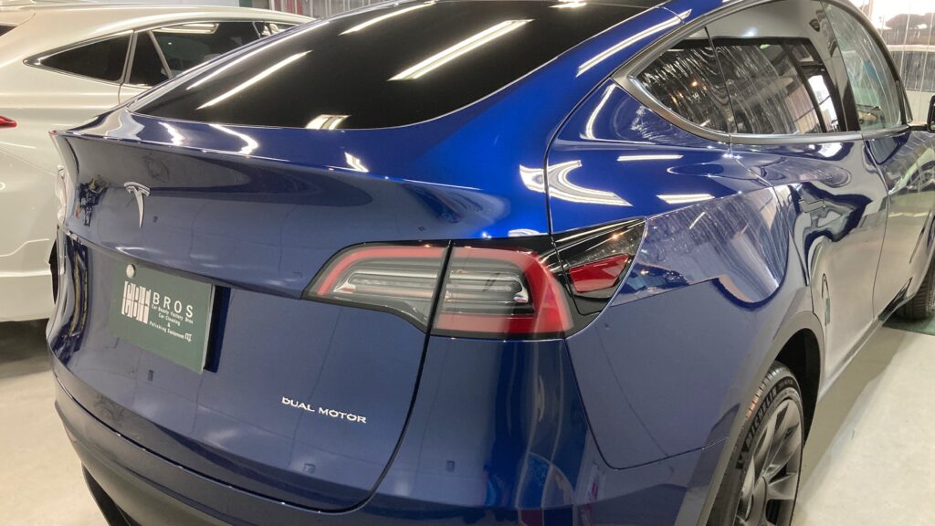 テスラ・モデルY：クラスM施工：完成写真：右リアバンパーの写真