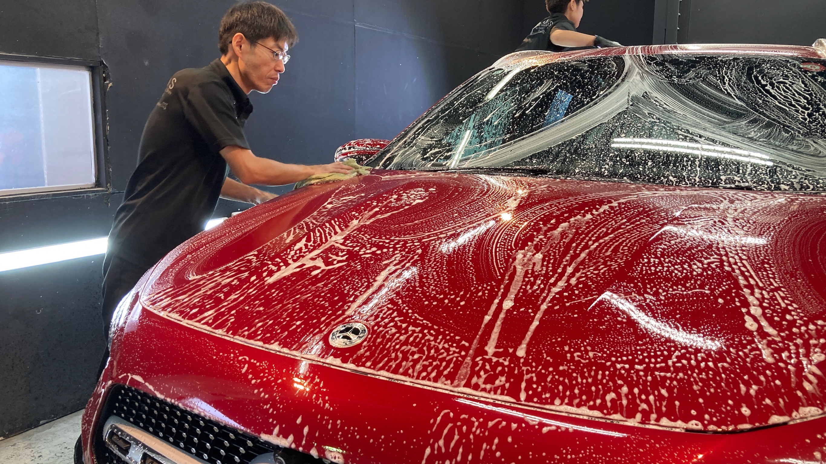 メルセデス・ベンツ・GLA：クラスM施工：下地処理工程：洗車の様子