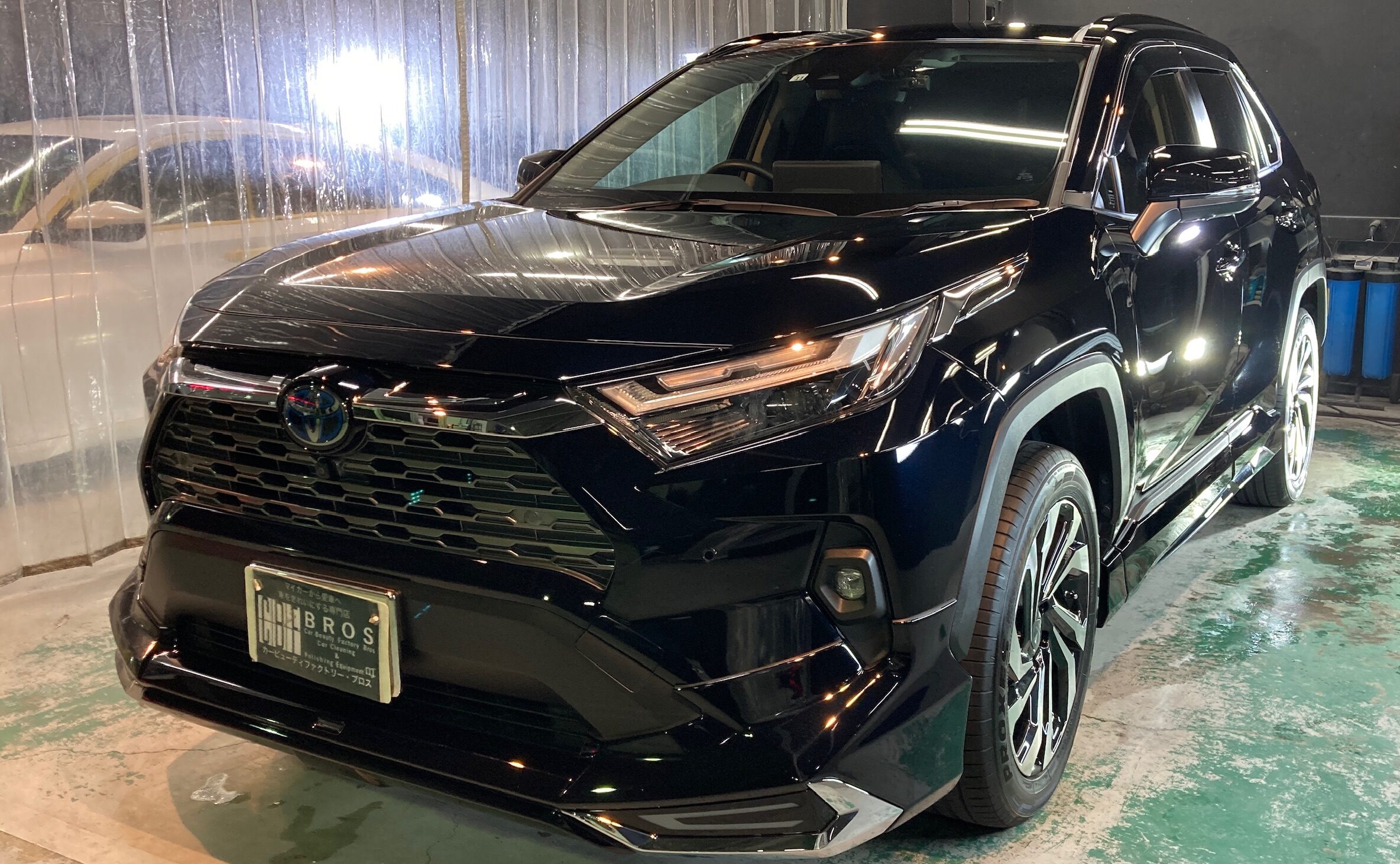 トヨタ・RAV4：ガードグレイズ施工：完成写真３