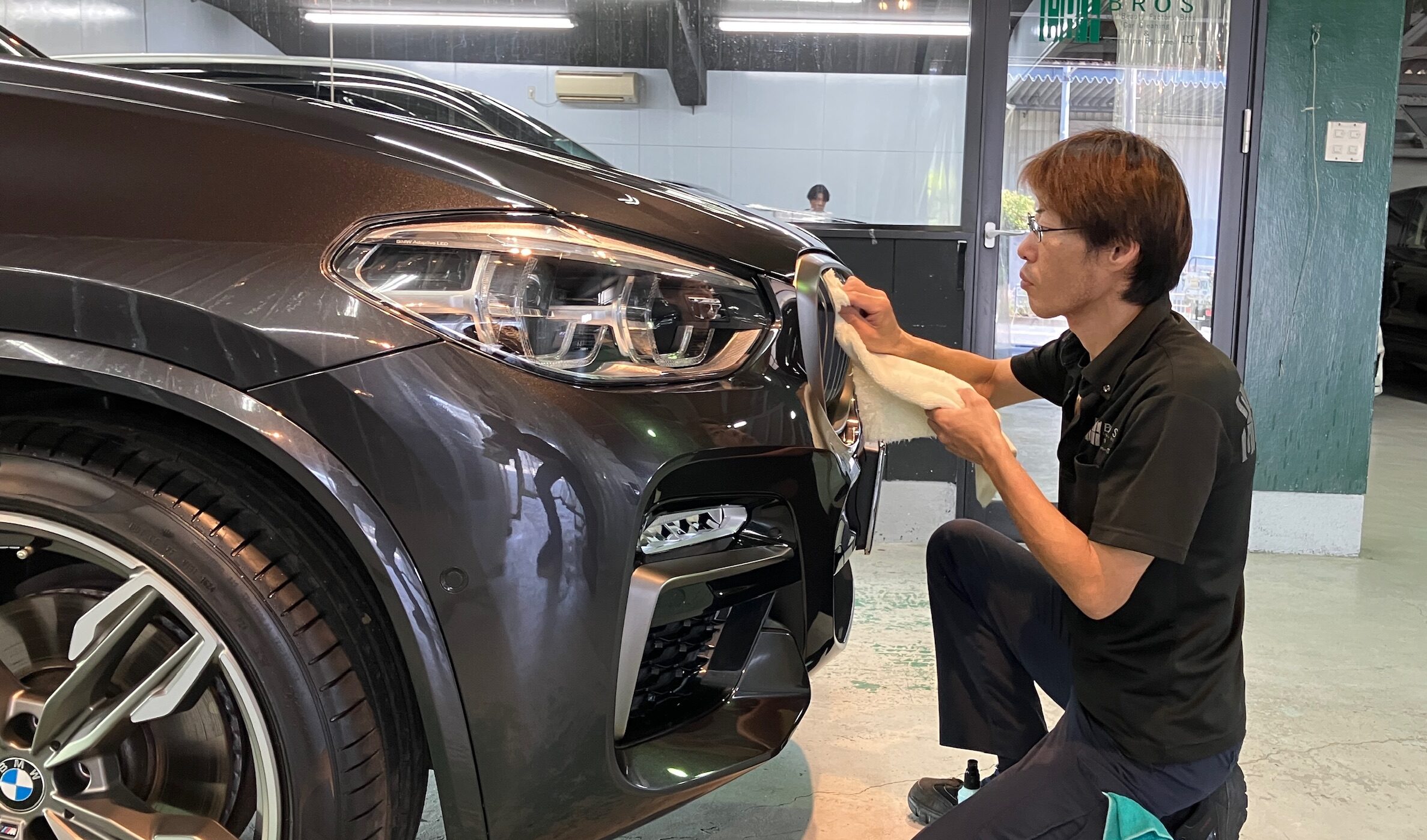 BMW・X3：セラミックコーティング施工：施工写真１