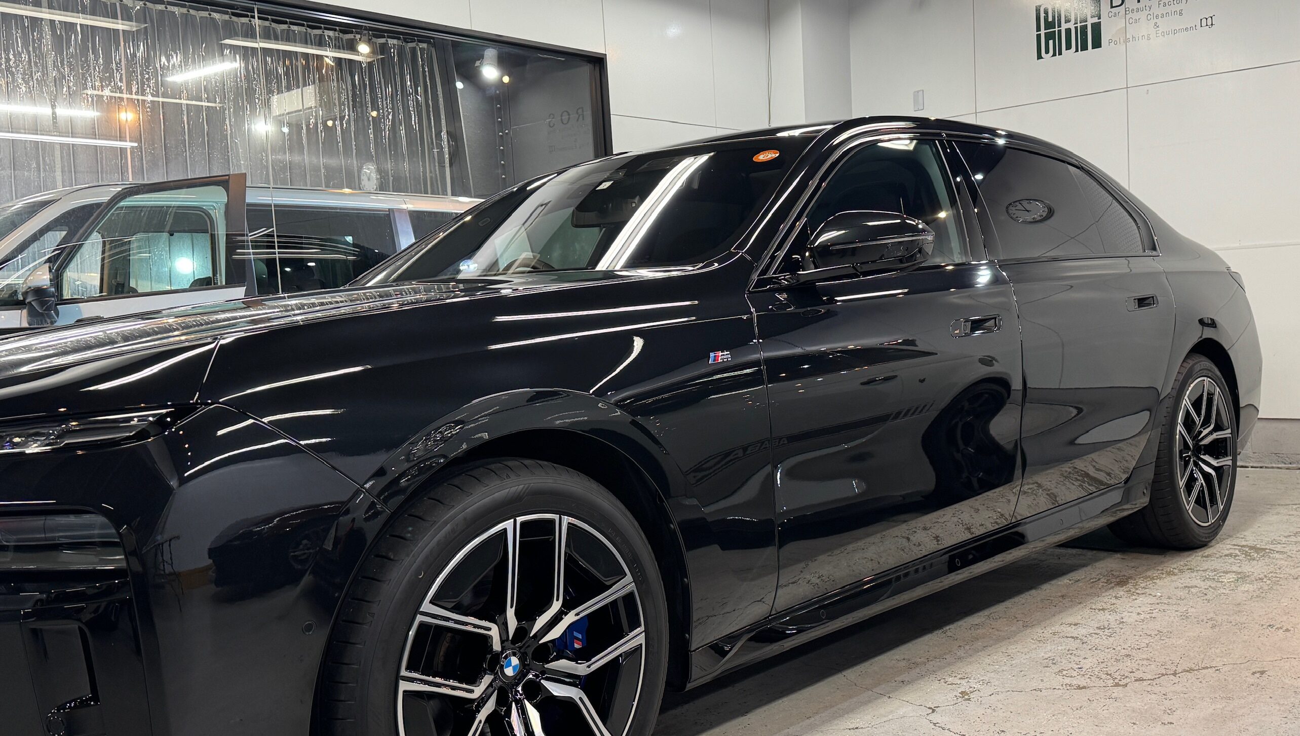 BMW・７シリーズ：アドバンスド施工：完成写真２
